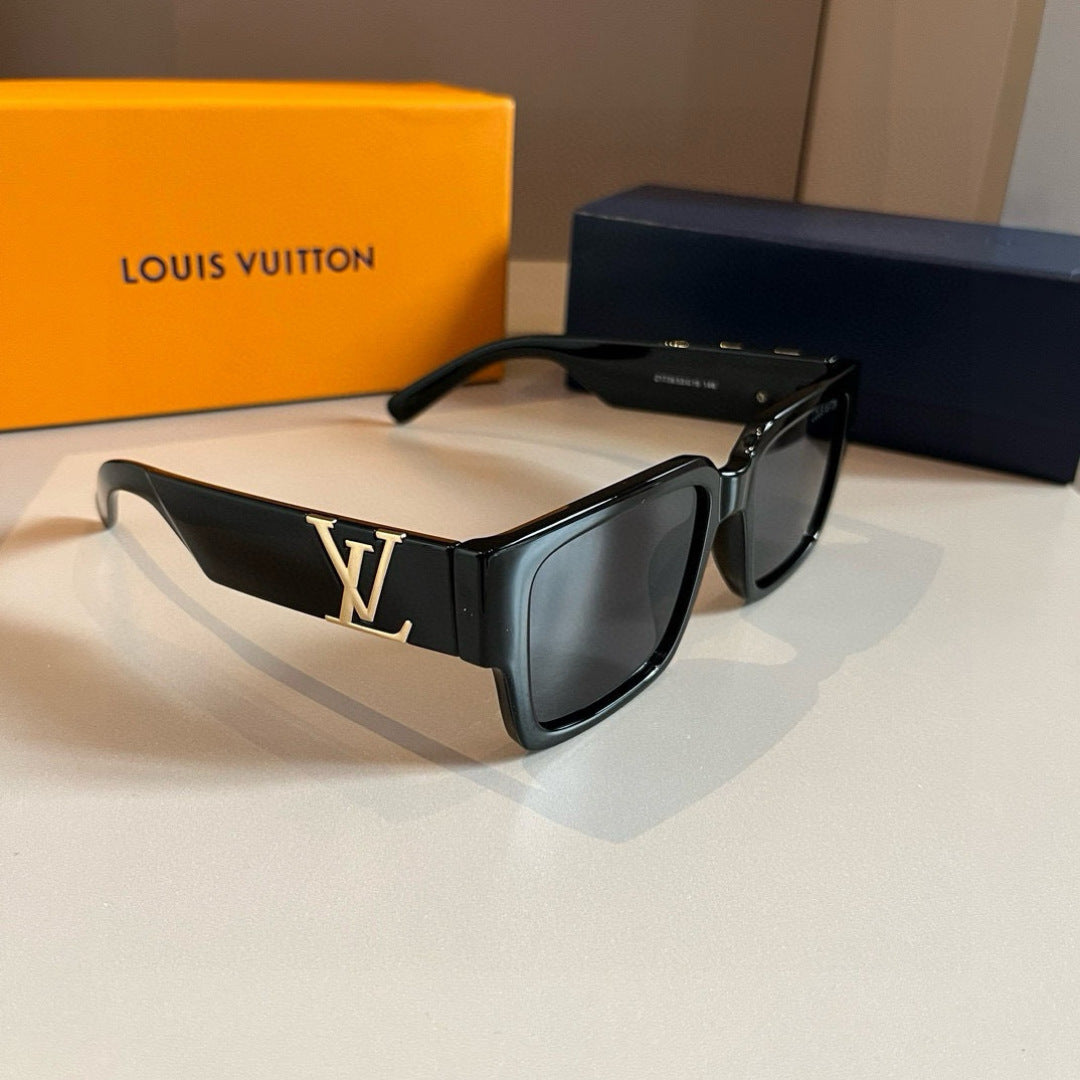 Louis Vuitton Fashion Gold Lens Sunglasses for Men & Women - 398088