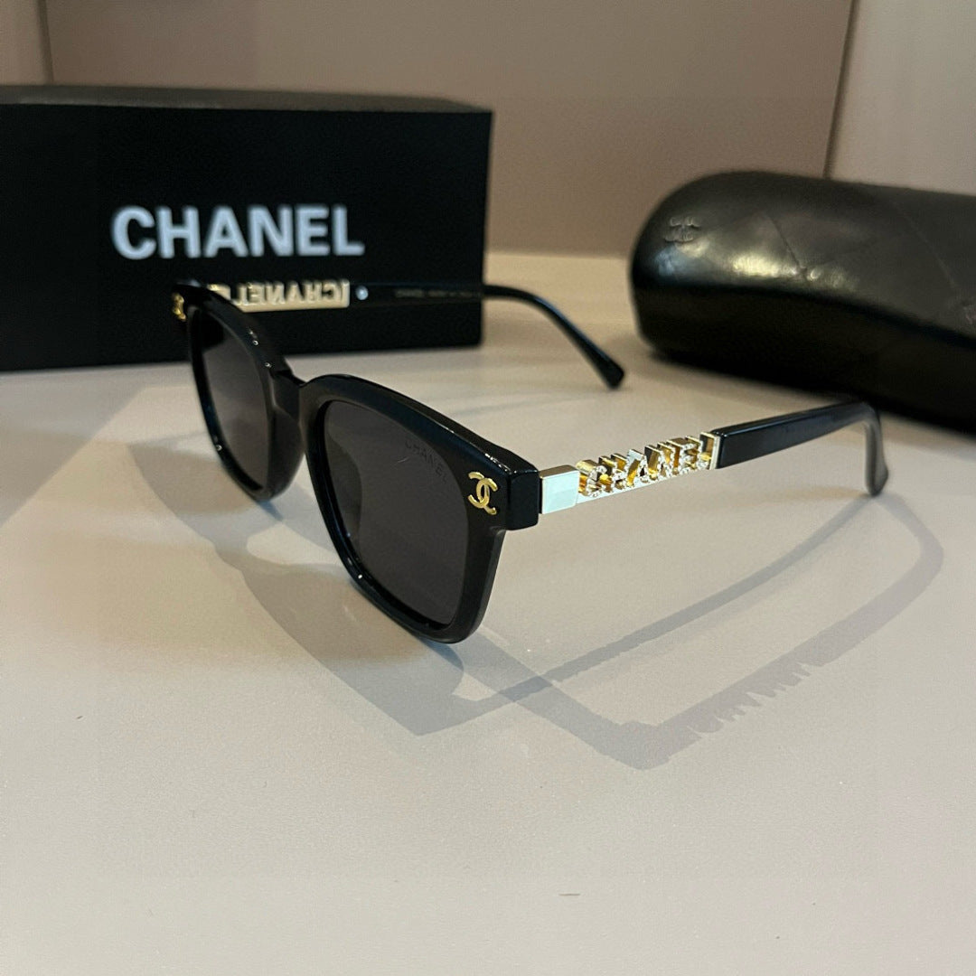 Chanel Oversized Silver Lens Sunglasses for Men & Women - 382224 - detail image 4