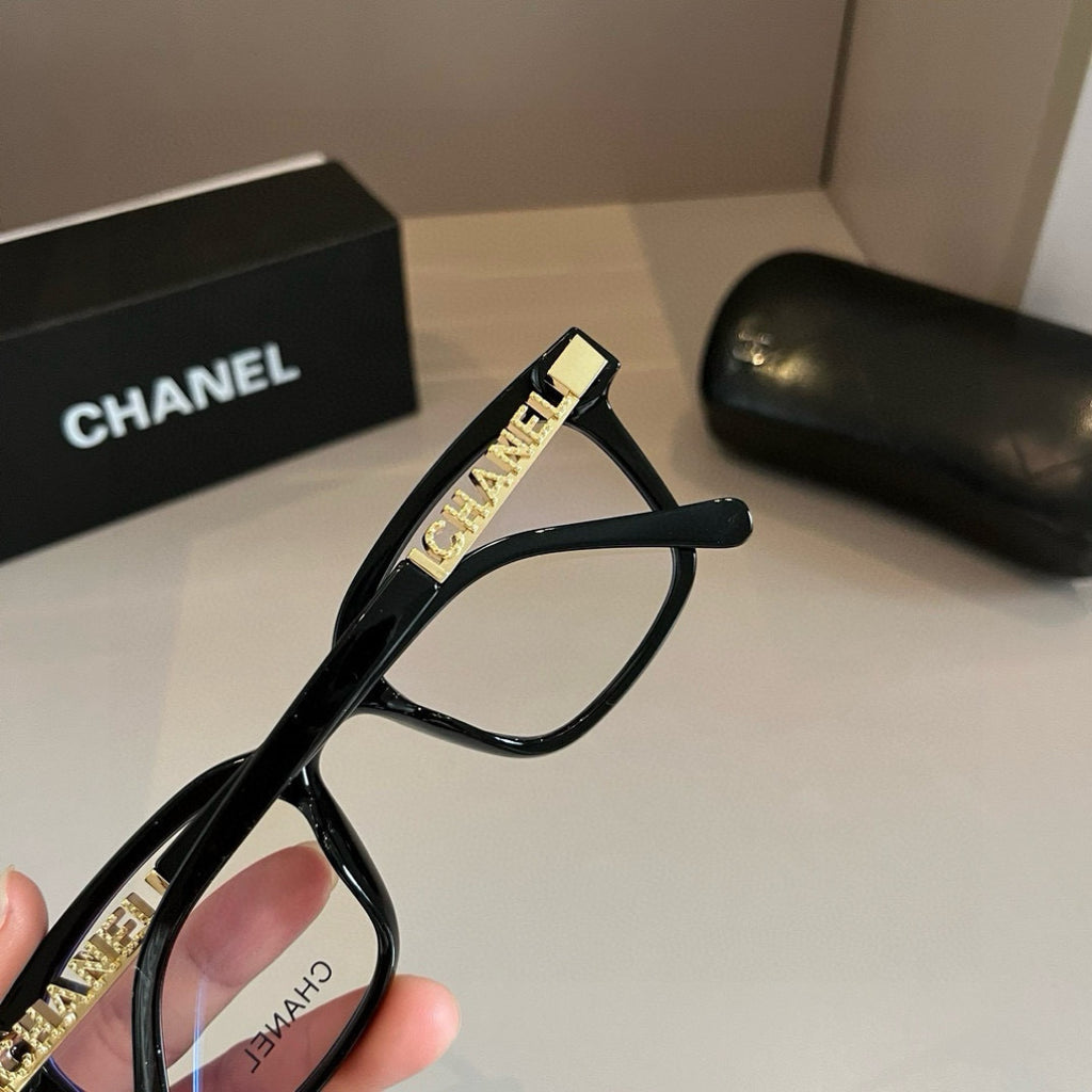 Chanel Oversized Silver Lens Sunglasses for Men & Women - 493574 - detail image 5
