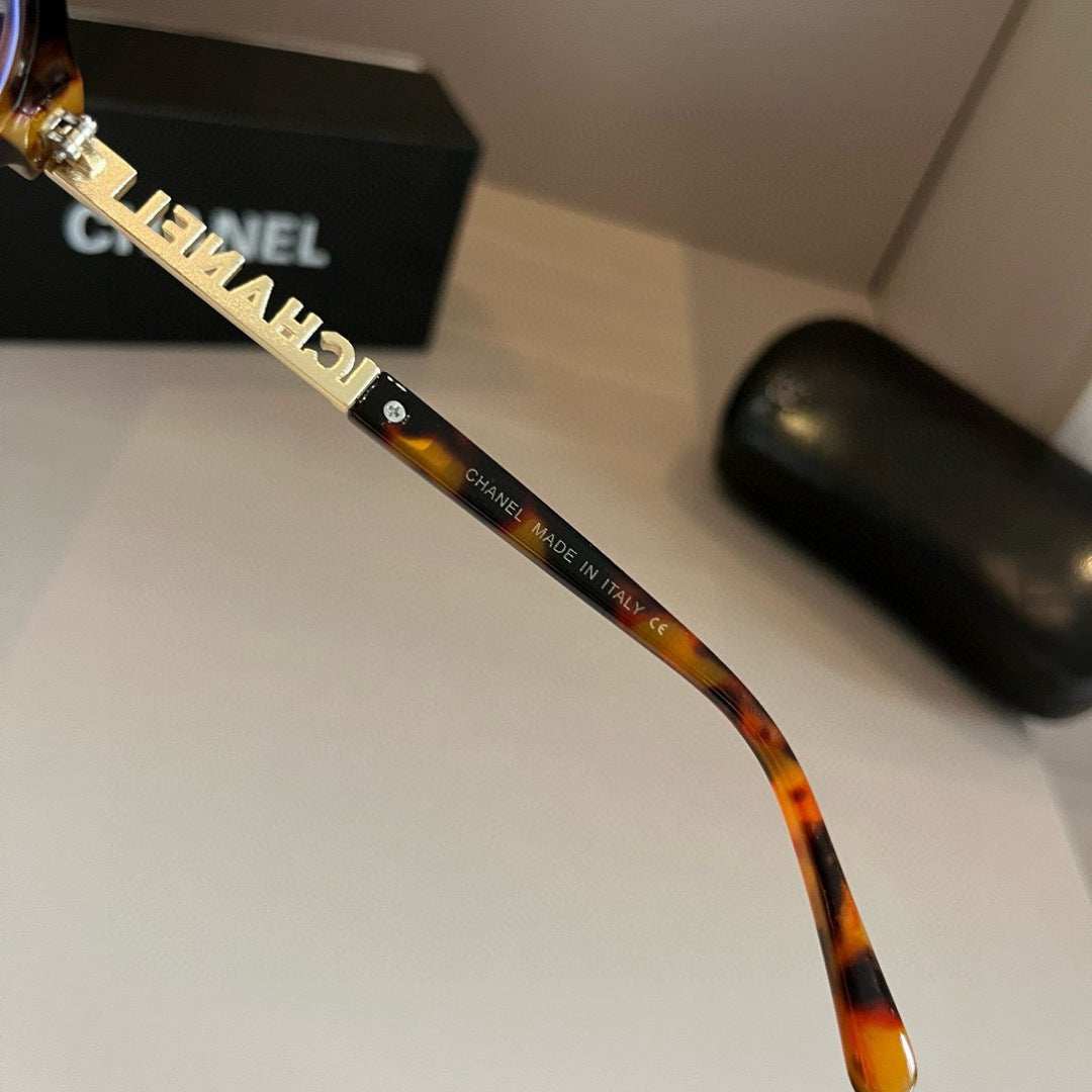 Chanel Oversized Brown Lens Sunglasses for Men & Women - 382226 - detail image 7