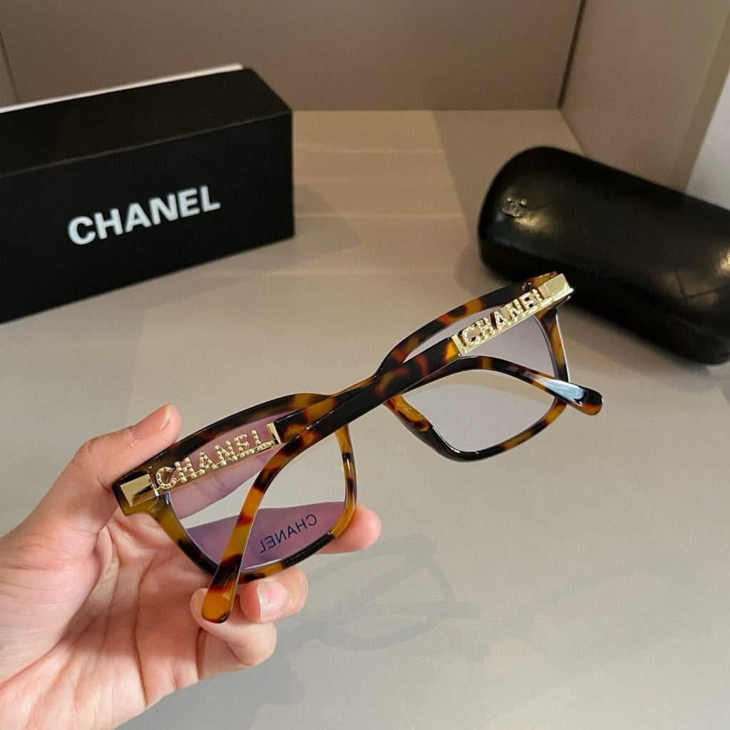 Chanel Oversized Brown Lens Sunglasses for Men & Women - 382226 - detail image 5