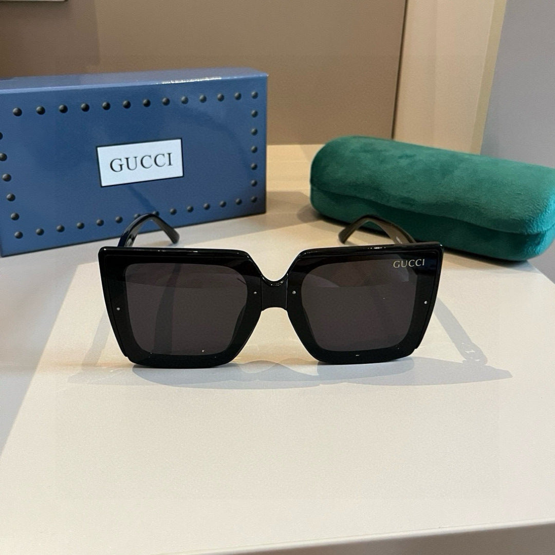 Gucci Oversized Gold Lens Sunglasses for Women - 381958 - detail image 3