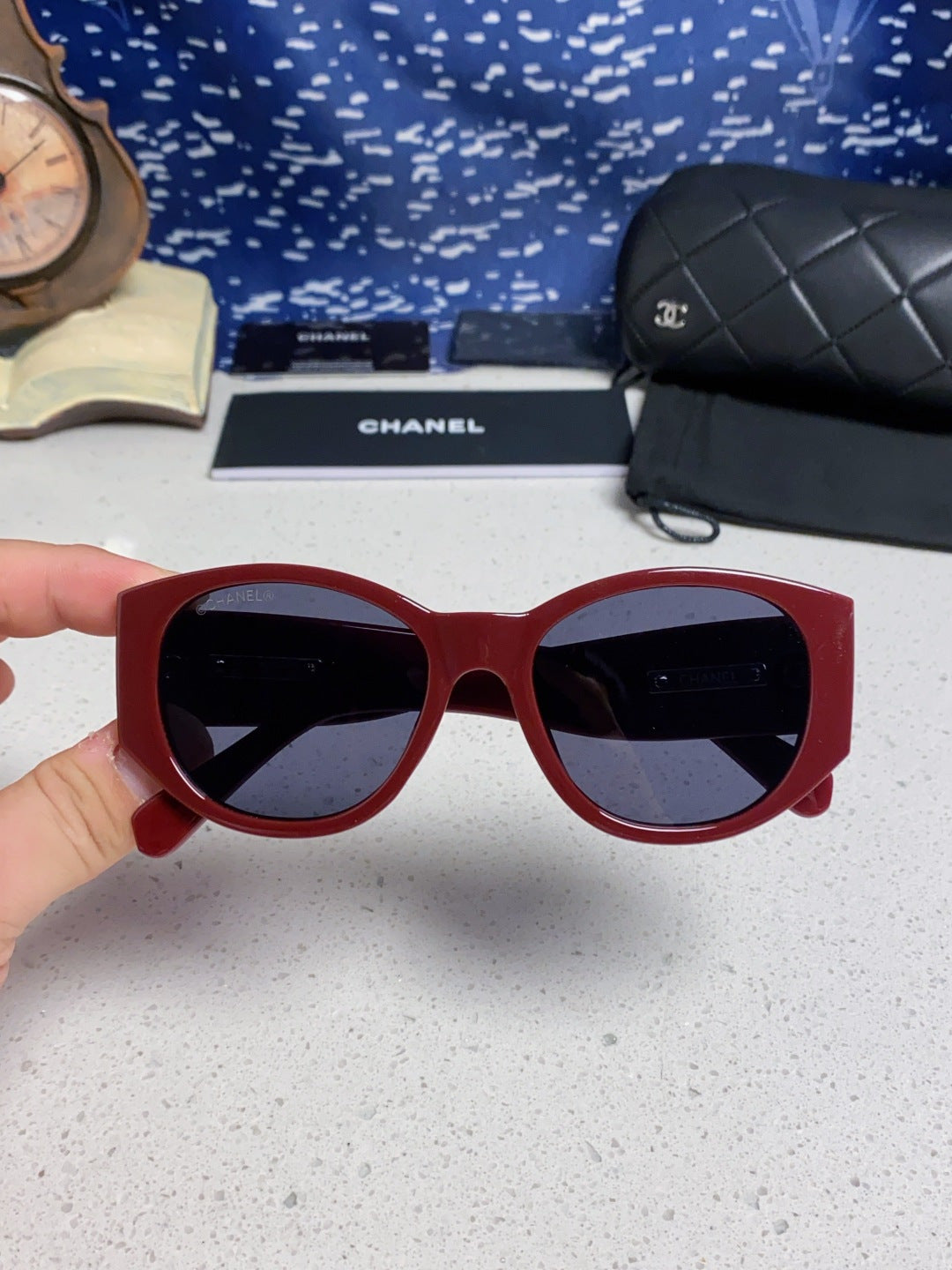 Chanel Polarized Cat-Eye Blue Lens Sunglasses for Women - 158323 - detail image 4