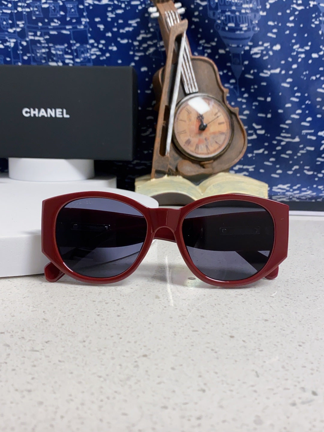 Chanel Polarized Cat-Eye Blue Lens Sunglasses for Women - 158323 - detail image 9