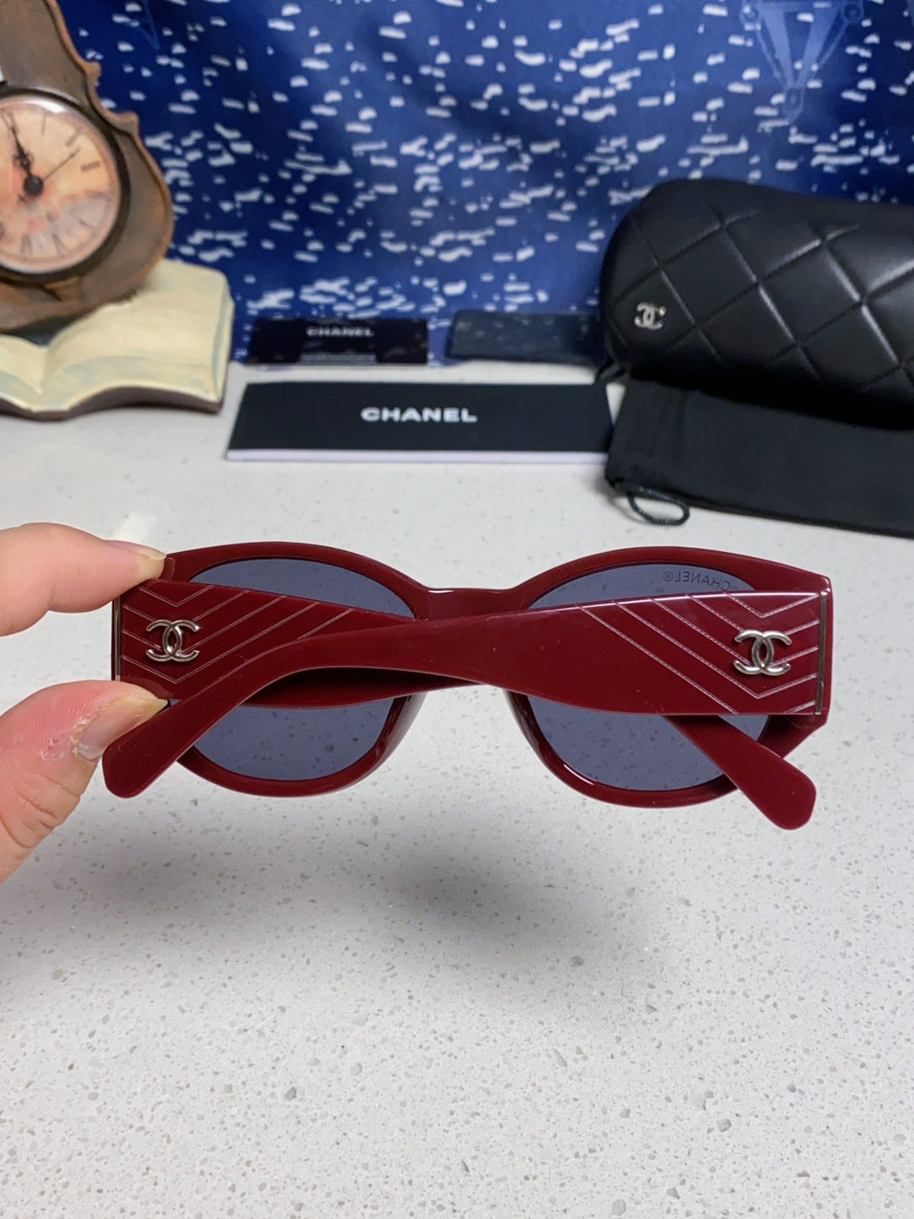 Chanel Polarized Cat-Eye Blue Lens Sunglasses for Women - 158323 - detail image 5