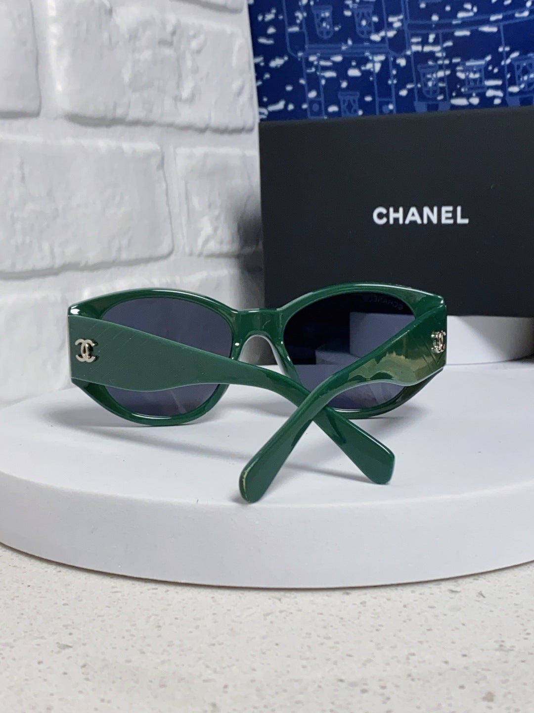 Chanel Polarized Cat-Eye Blue Lens Sunglasses for Women - 158324 - detail image 3