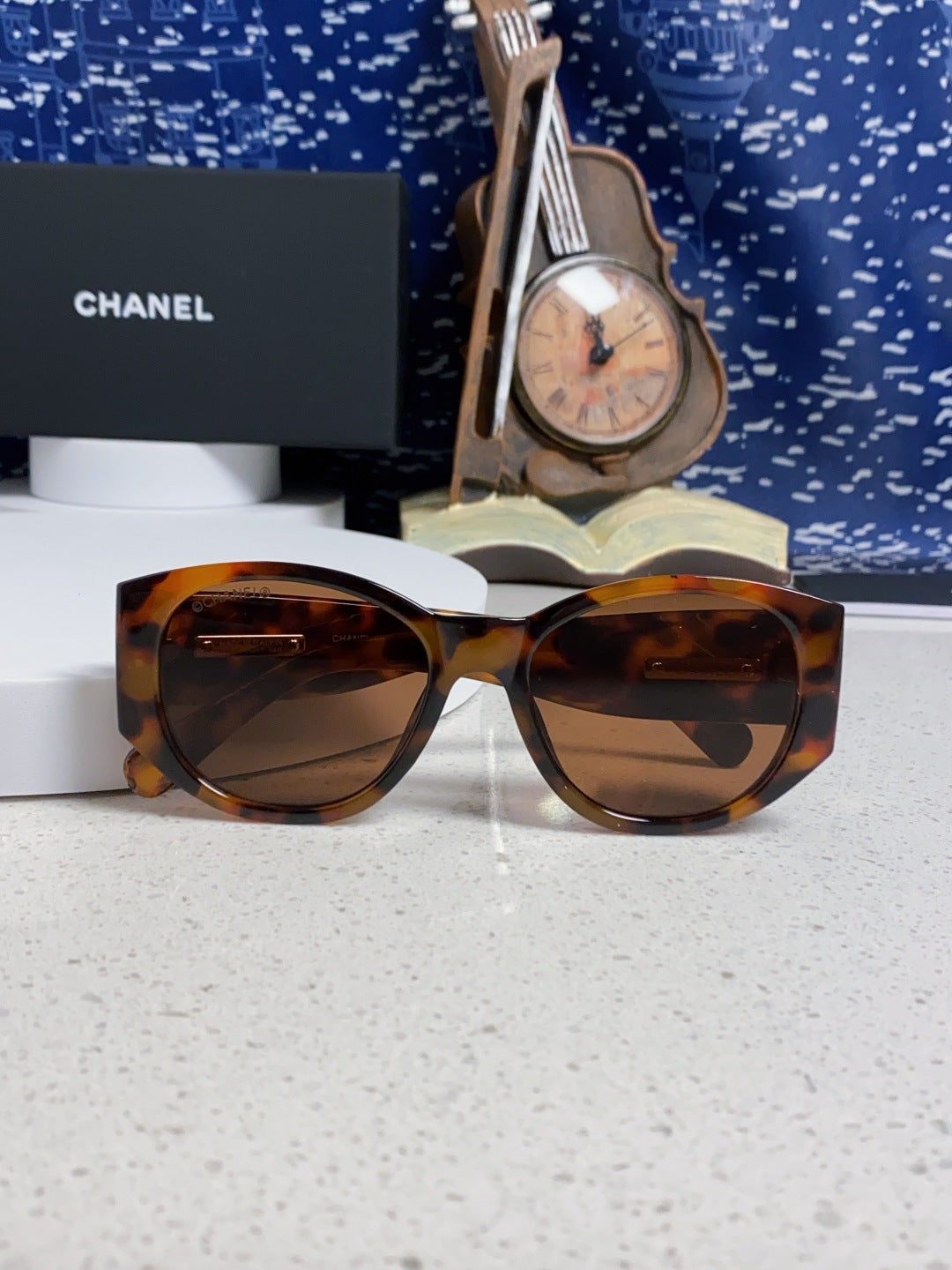 Chanel Polarized Cat-Eye Brown Lens Sunglasses for Women - detail image 9
