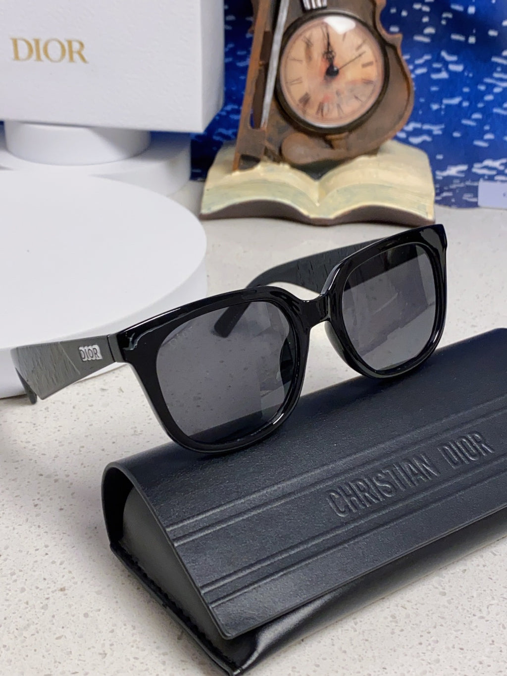 Dior Square Gold Lens Sunglasses for Men & Women - detail image 11