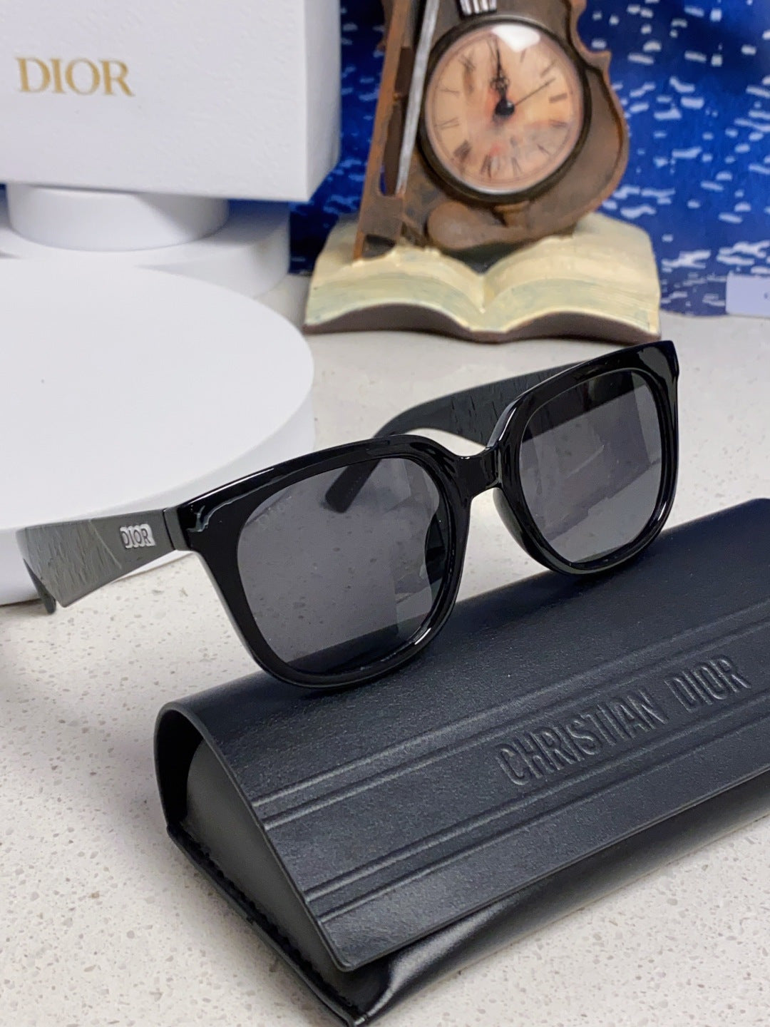 Dior Square Gold Lens Sunglasses for Men & Women - detail image 11