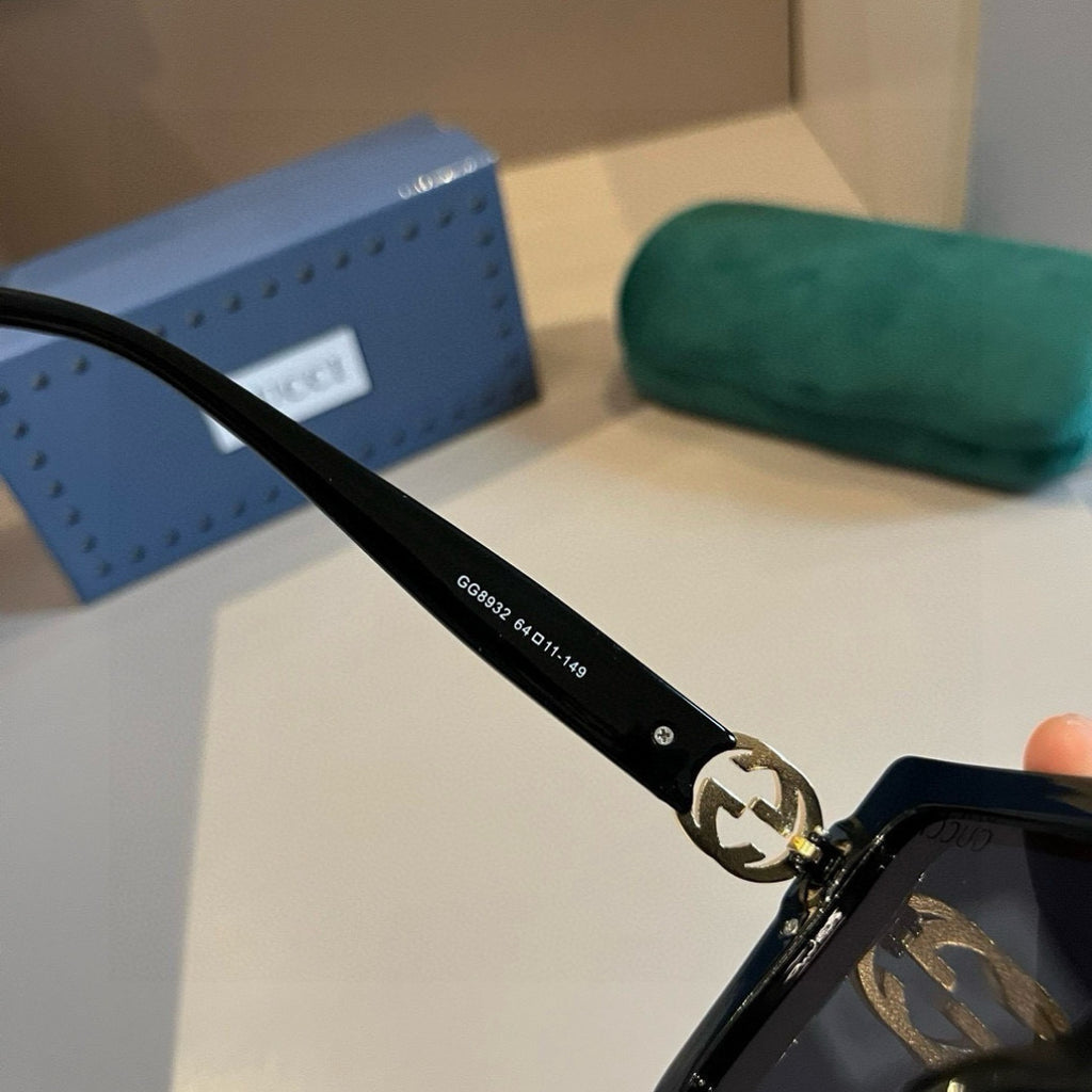 Gucci Oversized Gold Lens Sunglasses for Women - detail image 8
