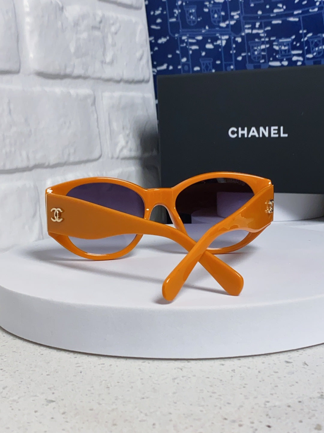 Chanel Polarized Cat-Eye Orange Lens Sunglasses for Women - detail image 3