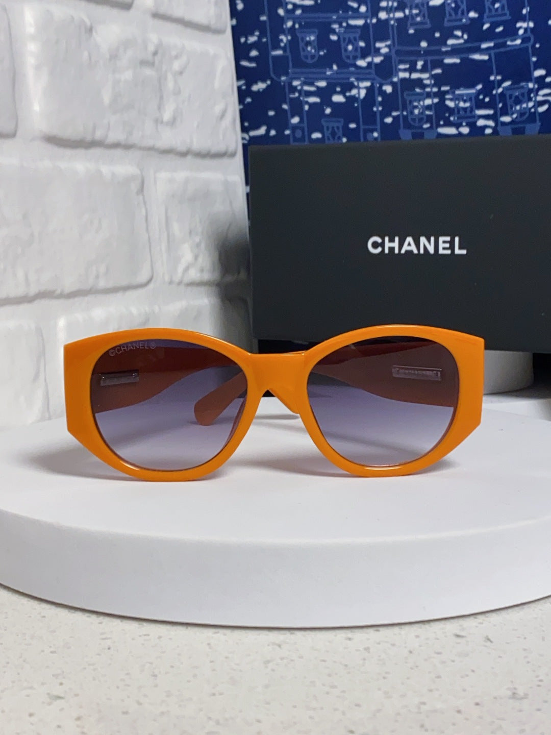 Chanel Polarized Cat-Eye Orange Lens Sunglasses for Women - 158322 - detail image 2