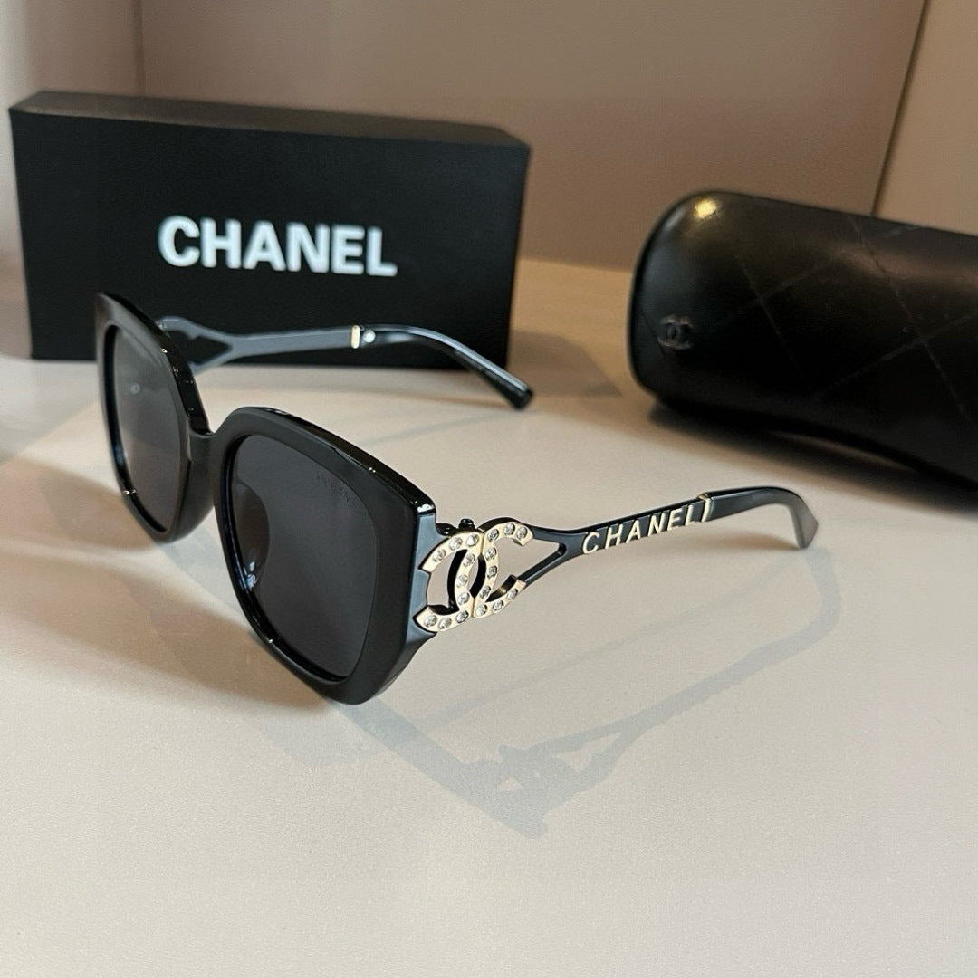 Chanel Fashion Silver Lens Sunglasses for Men & Women - 465139 - detail image 2