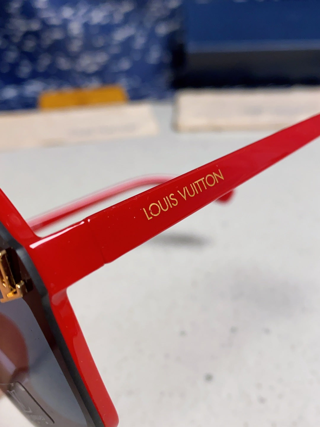Louis Vuitton Polarized Square Blue Lens Sunglasses for Women - 866857 - detail image 7
