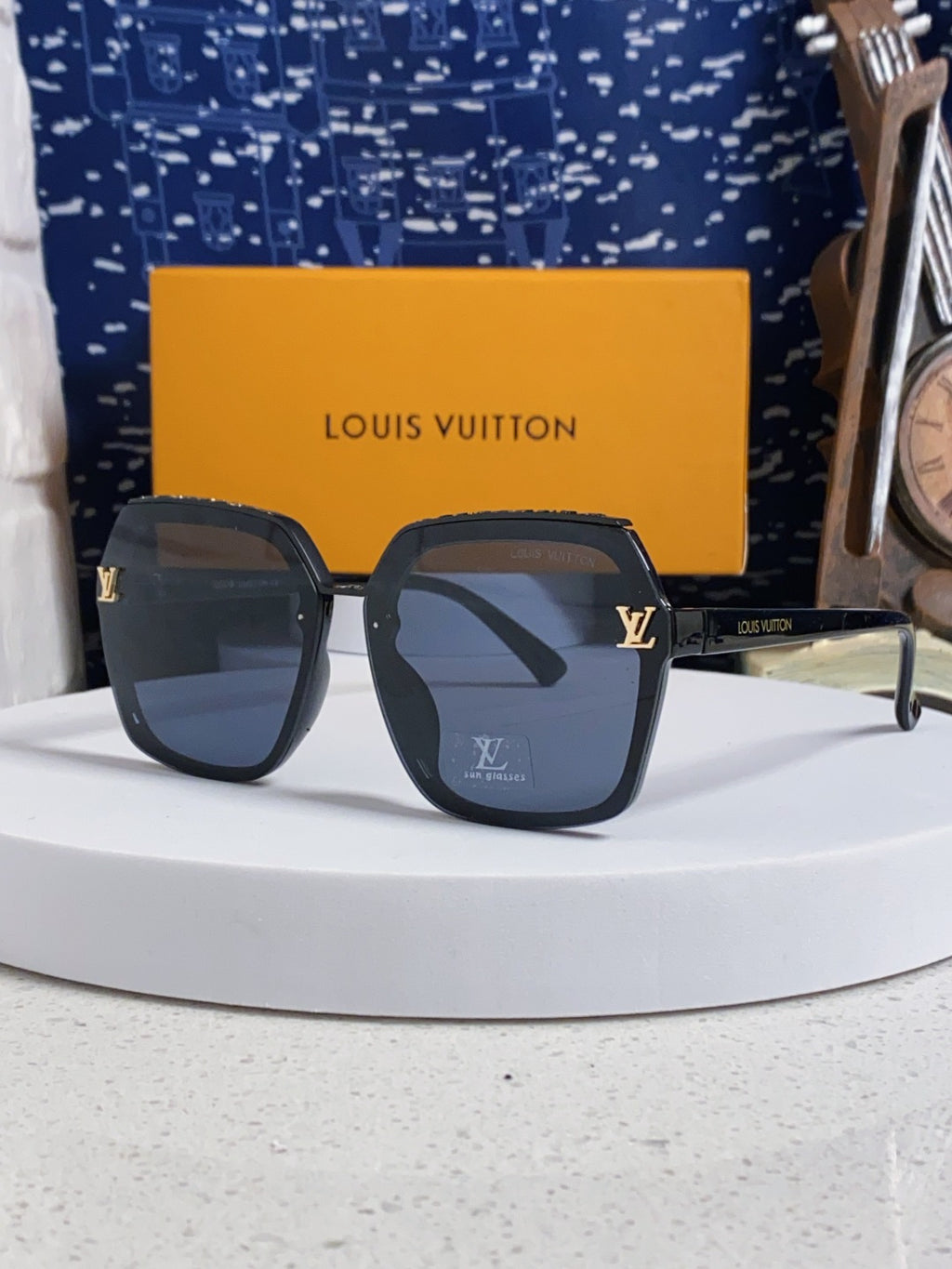 Louis Vuitton Polarized Square Blue Lens Sunglasses for Women - 866858