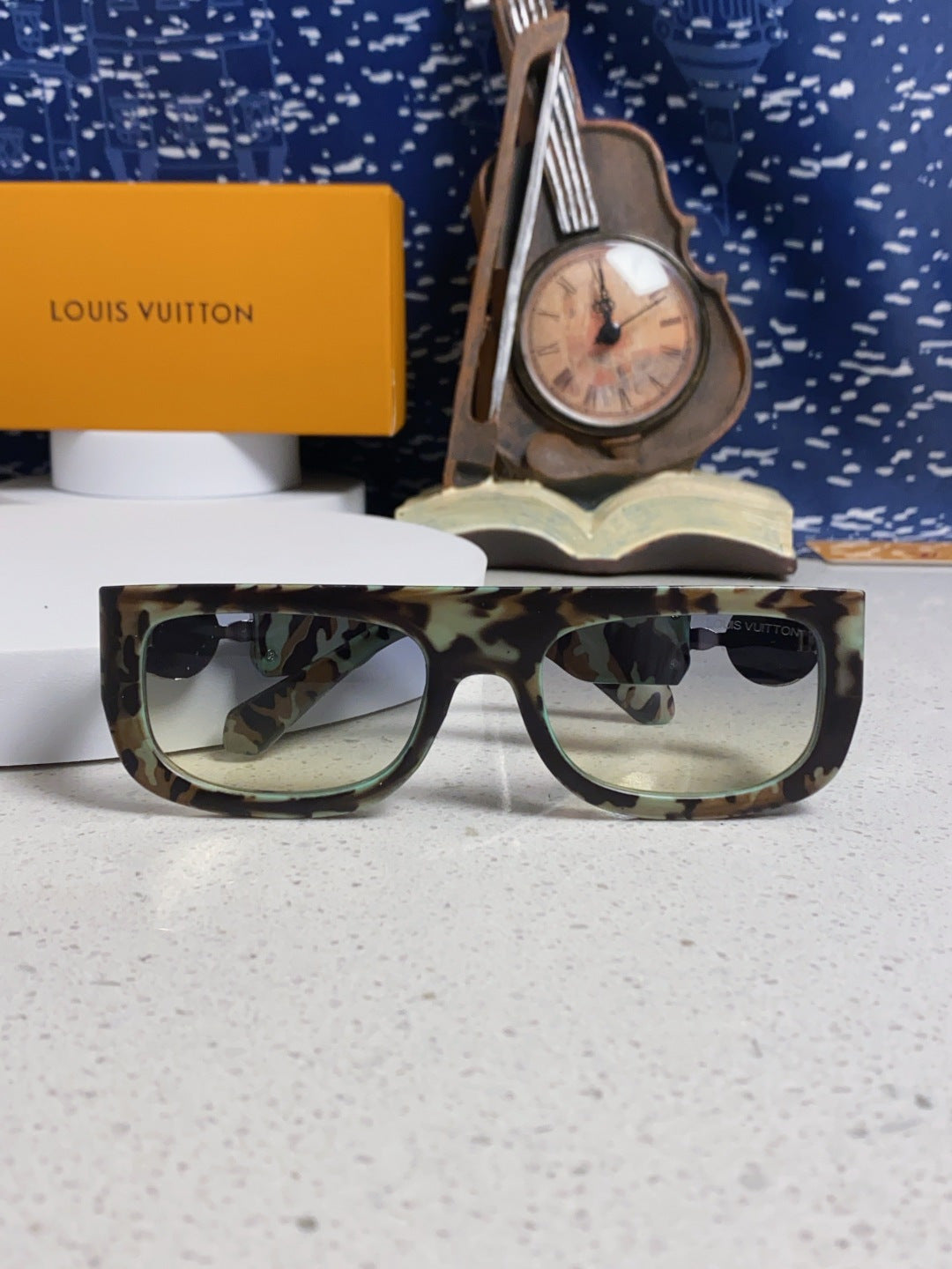 Louis Vuitton Square Silver Lens Sunglasses for Men & Women - 866860 - detail image 8