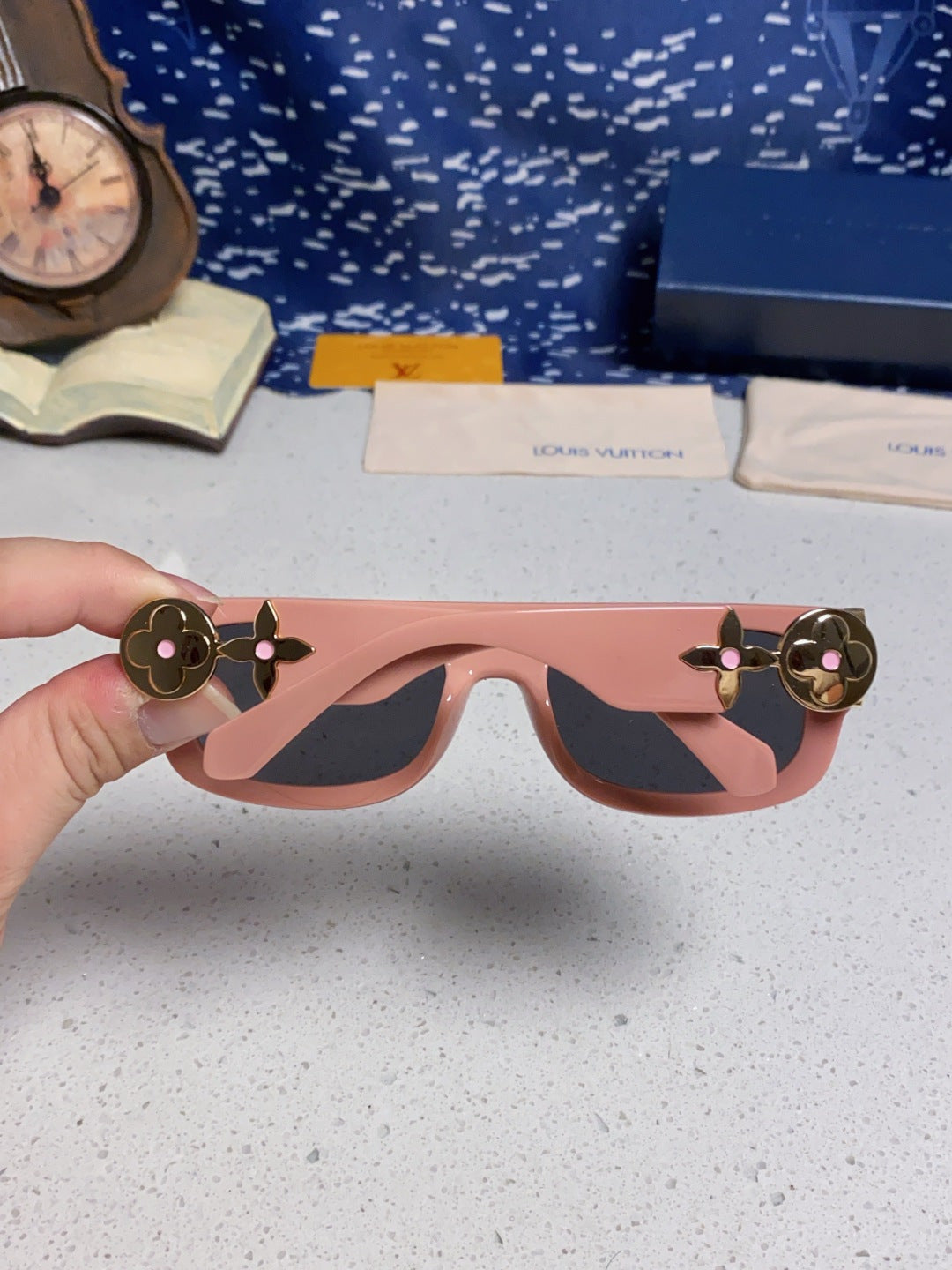 Louis Vuitton Square Red Lens Sunglasses for Men & Women - 866861 - detail image 5