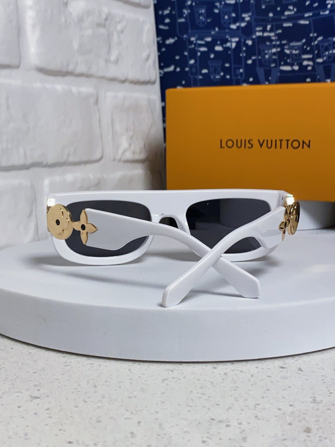 Louis Vuitton Square Silver Lens Sunglasses for Men & Women - 866862 - detail image 3