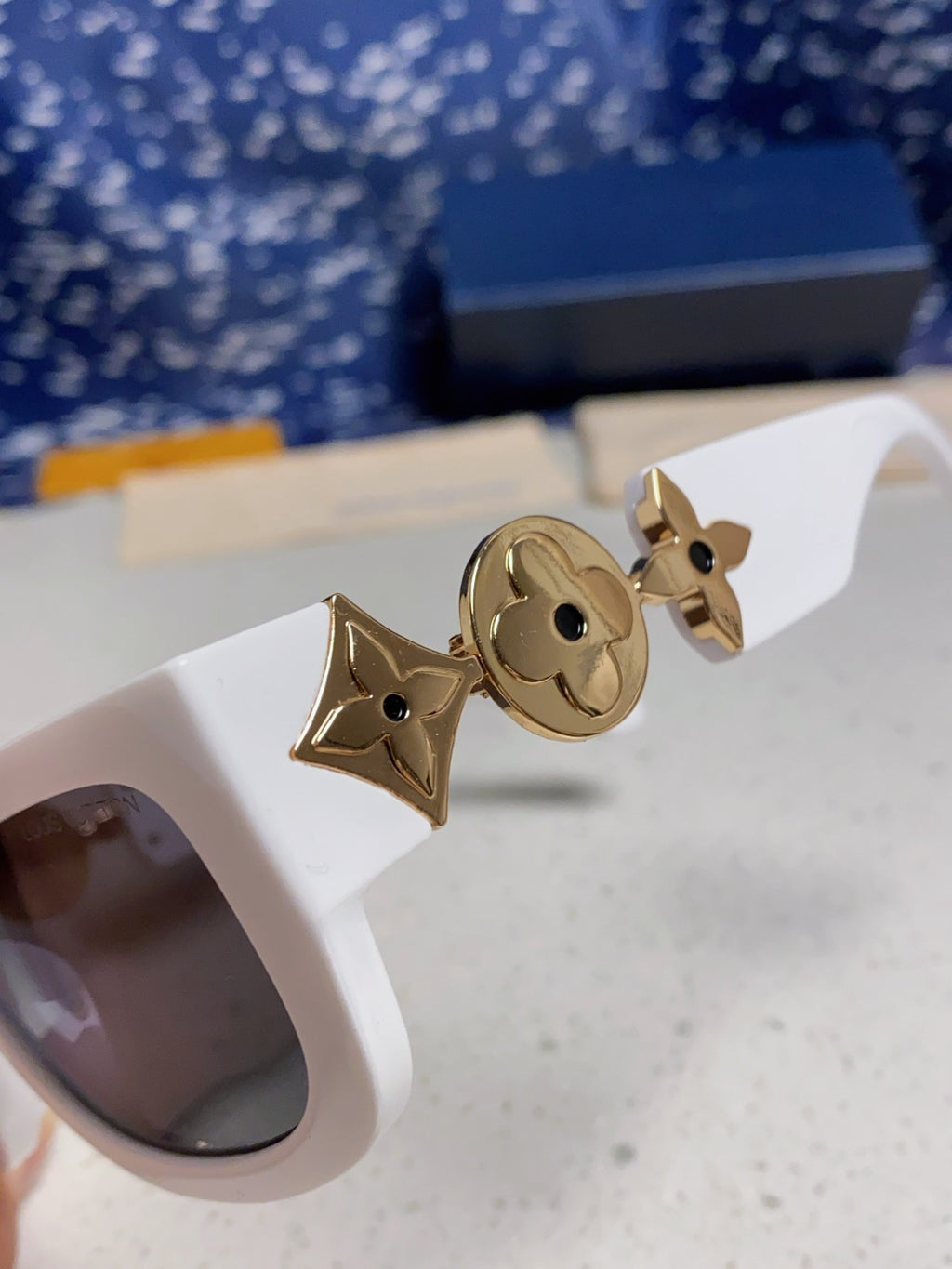 Louis Vuitton Square Silver Lens Sunglasses for Men & Women - 866862 - detail image 7