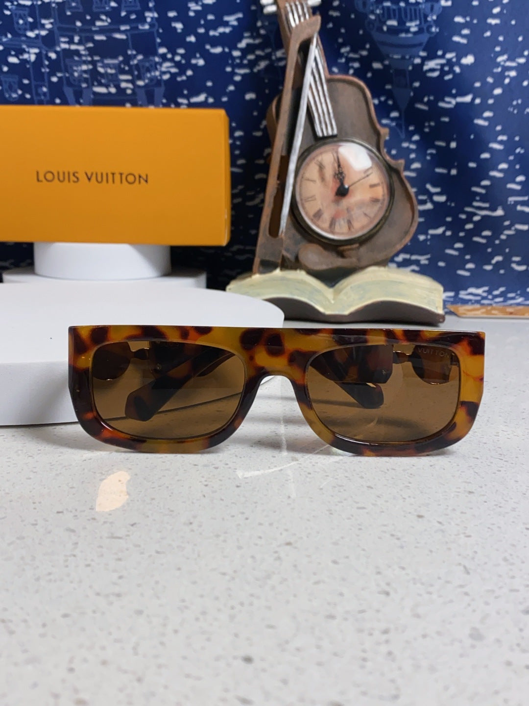 Louis Vuitton Square Brown Lens Sunglasses for Men & Women - 866863 - detail image 8