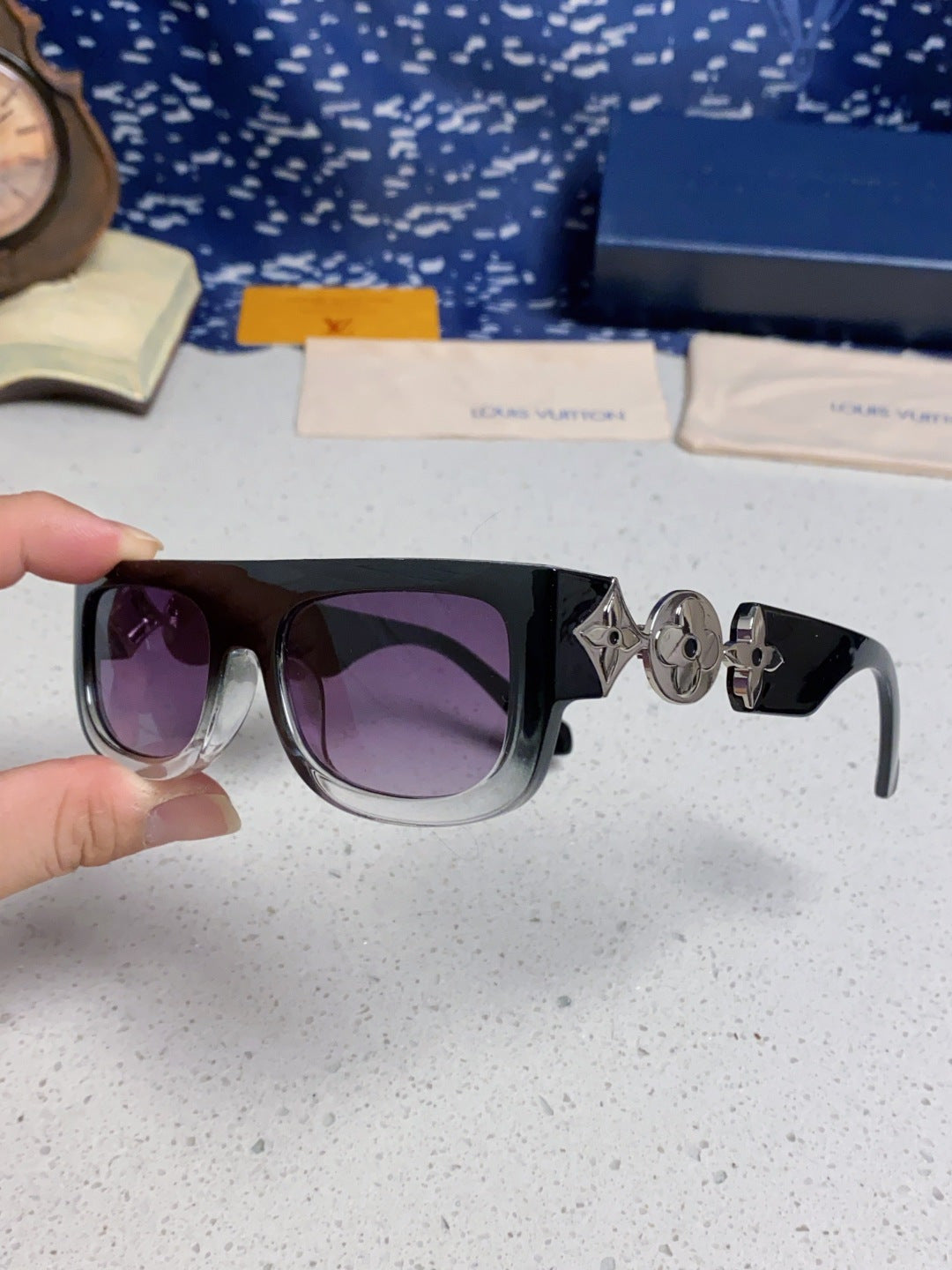 Louis Vuitton Square Brown Lens Sunglasses for Men & Women - 866864 - detail image 5