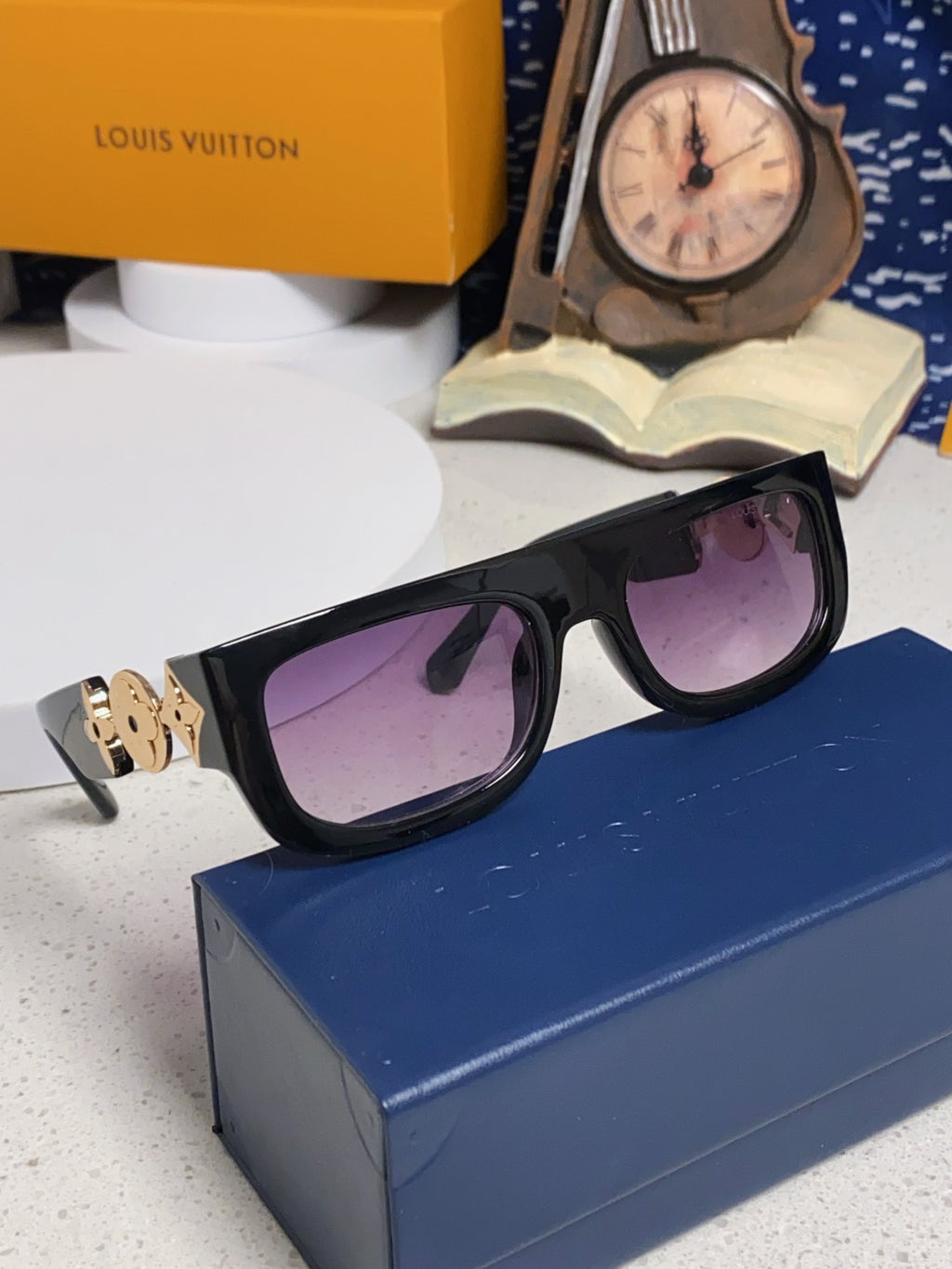Louis Vuitton Square Brown Lens Sunglasses for Men & Women - 866865 - detail image 10