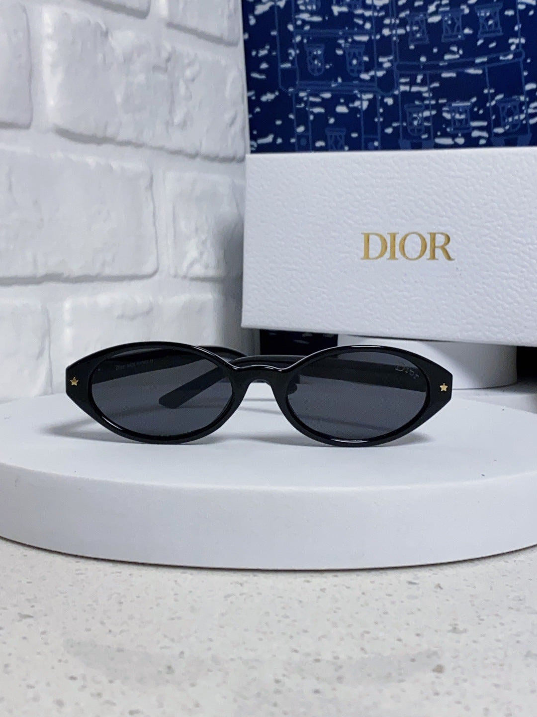 Dior Cat-Eye Red Lens Sunglasses for Women - detail image 2