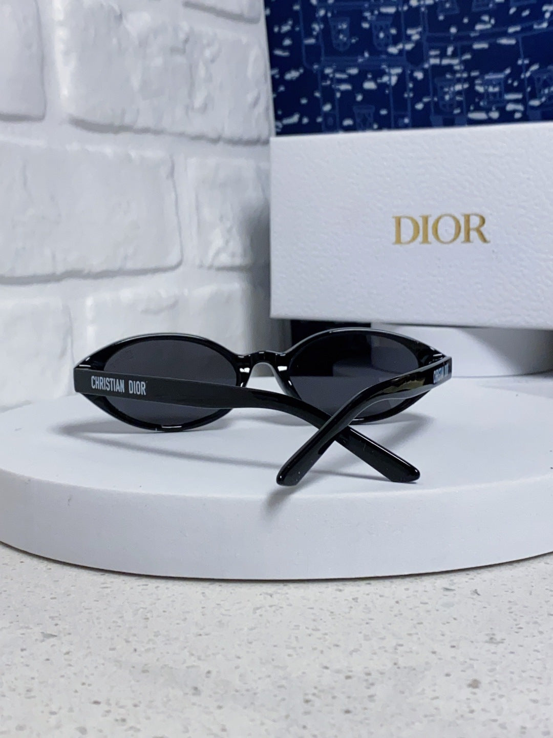 Dior Cat-Eye Red Lens Sunglasses for Women - detail image 3