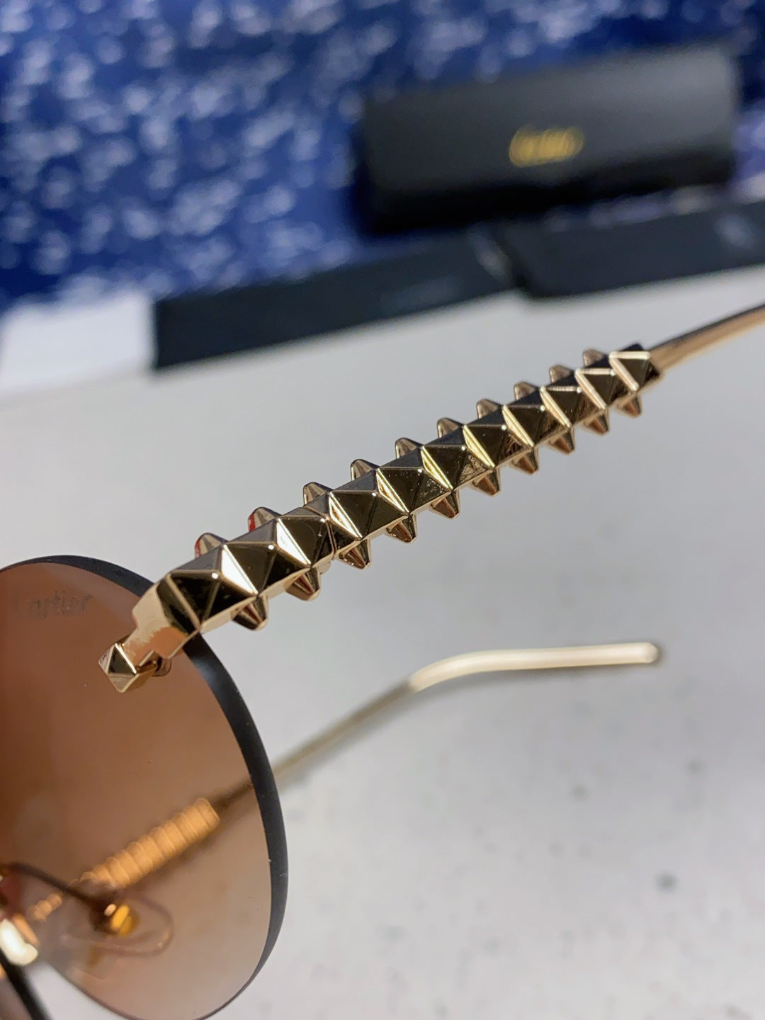 Cartier Lightweight Rimless Brown Lens Sunglasses for Men & Women - 449430 - detail image 7