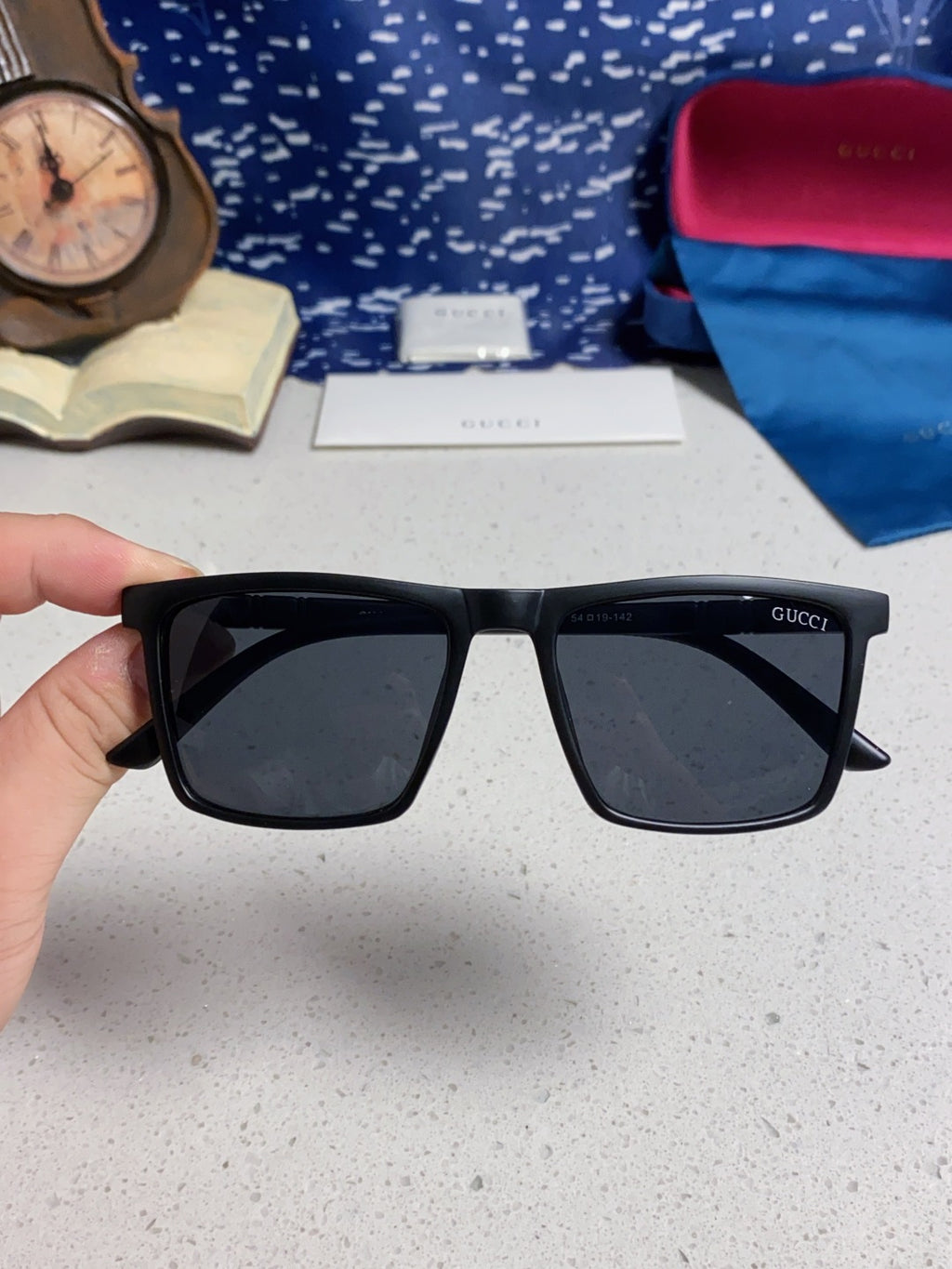 Gucci Polarized Fashion Black Lens Sunglasses for Men & Women - 414987 - detail image 4