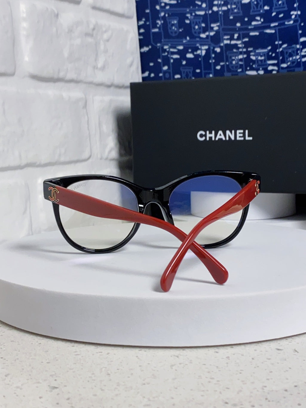 Chanel Fashion Silver Lens Sunglasses for Women - 415183 - detail image 3