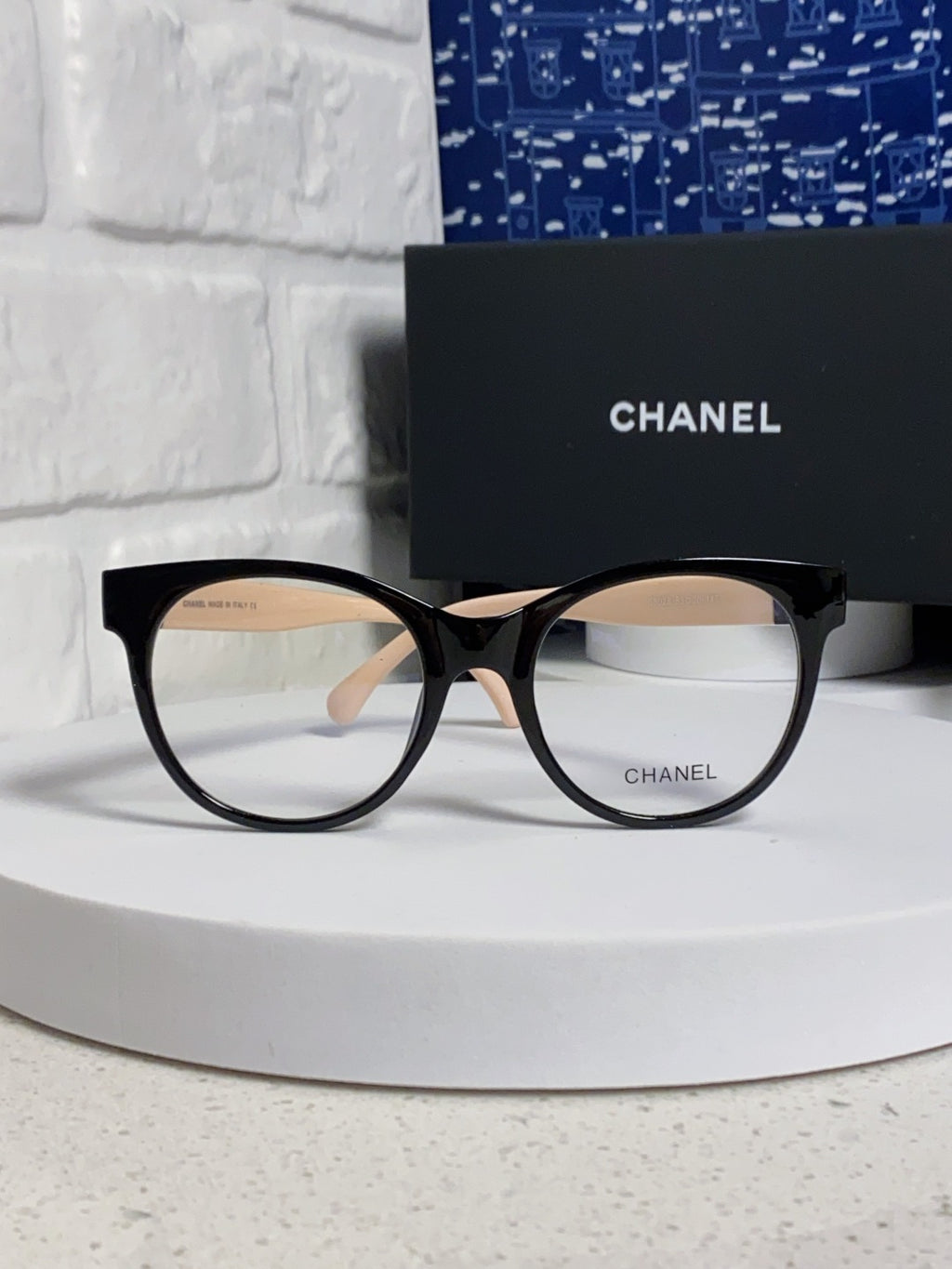 Chanel Fashion Silver Lens Sunglasses for Women - 415185 - detail image 2