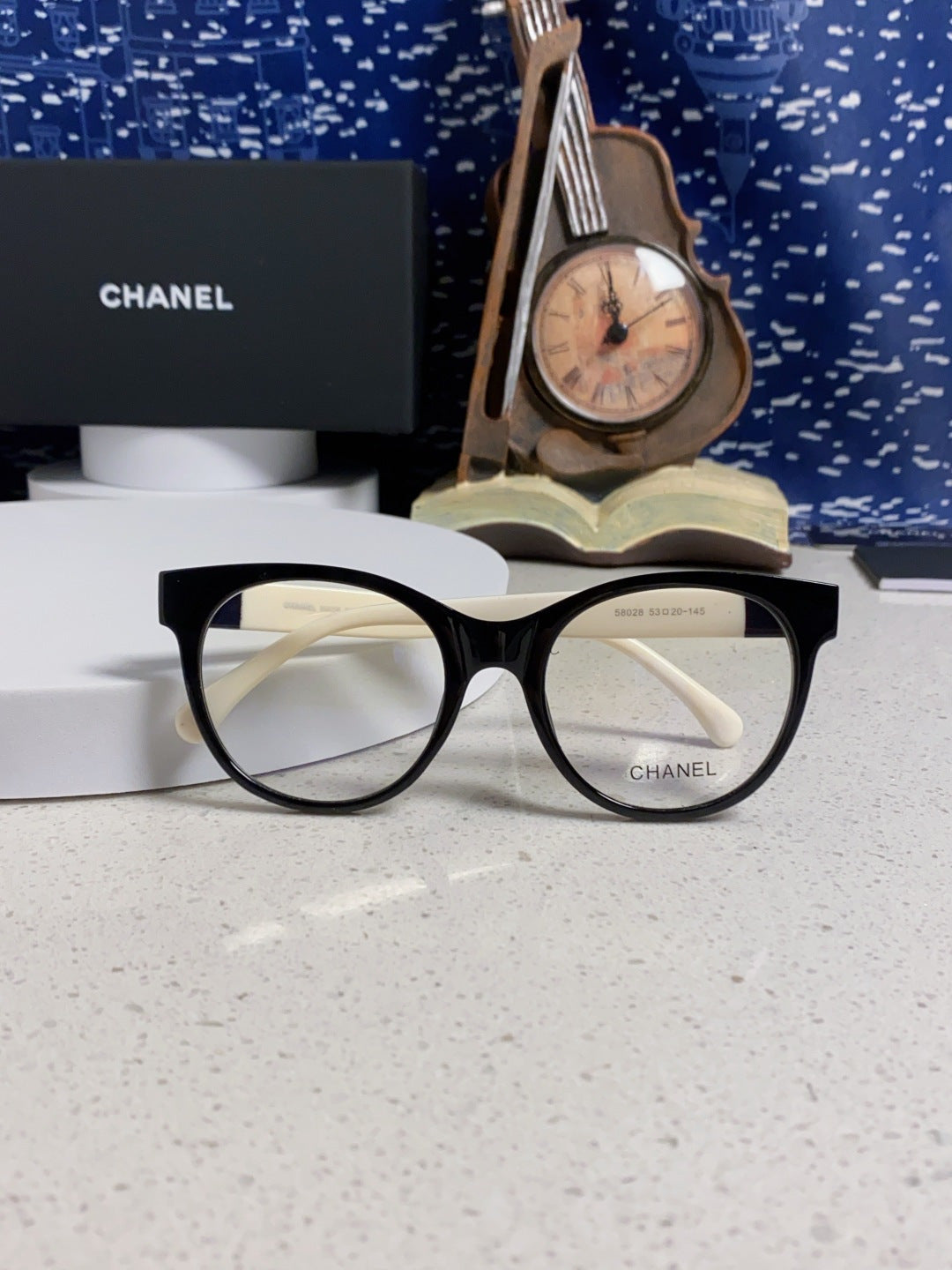 Chanel Fashion Silver Lens Sunglasses for Women - 415186 - detail image 9