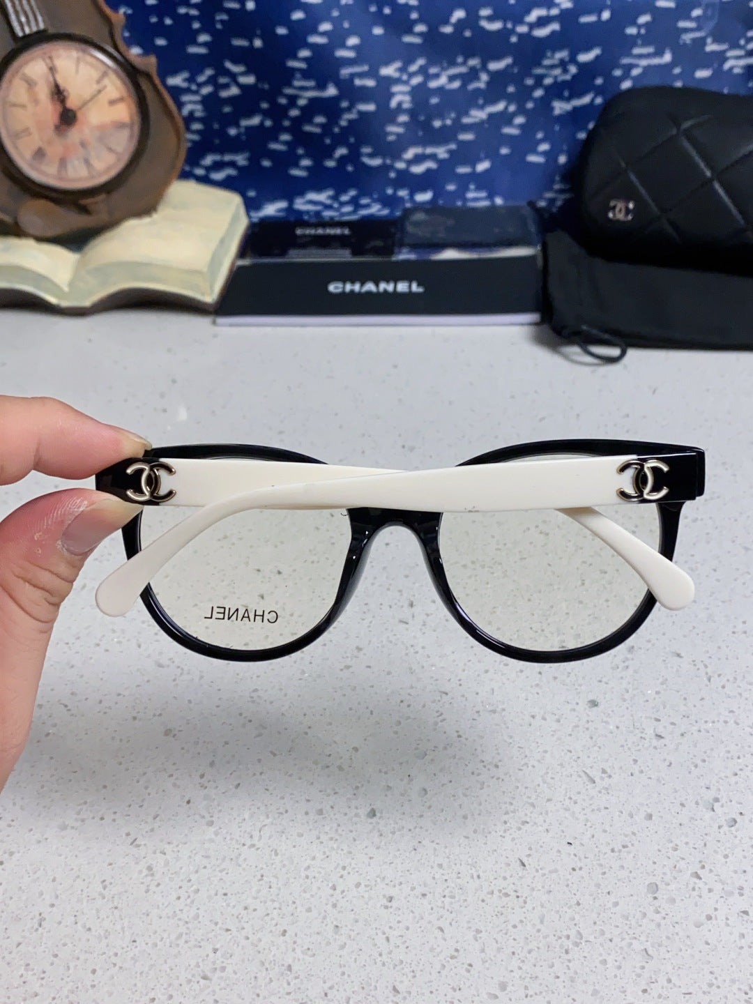 Chanel Fashion Silver Lens Sunglasses for Women - 415186 - detail image 5