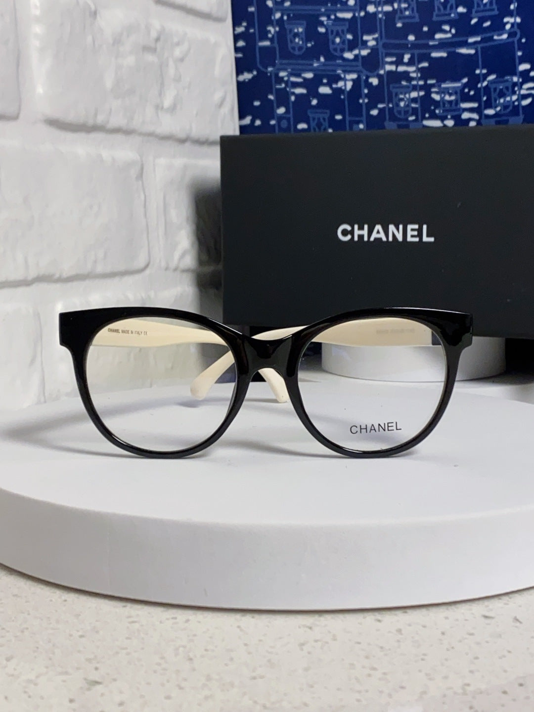 Chanel Fashion Silver Lens Sunglasses for Women - 415186 - detail image 2