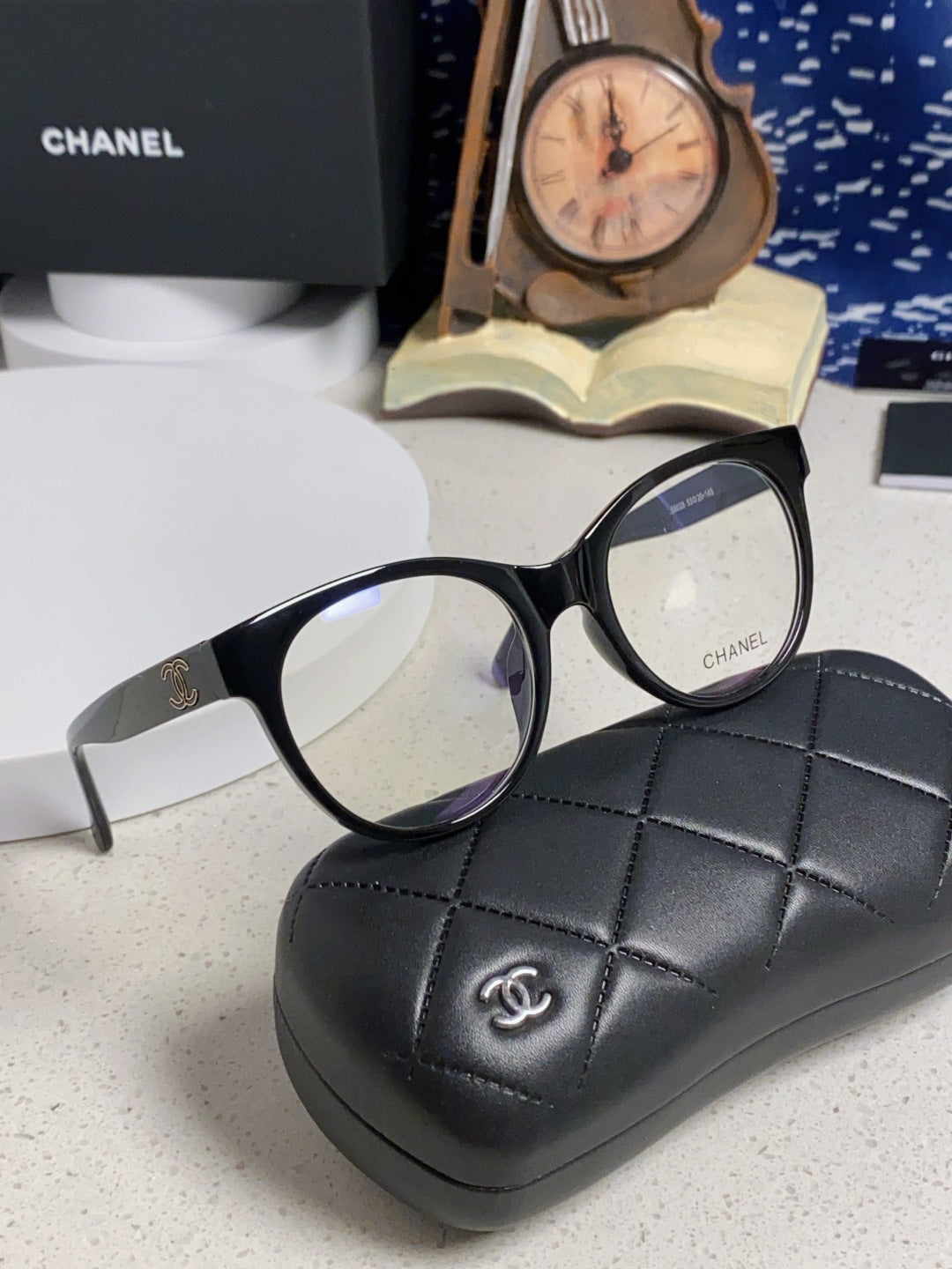 Chanel Fashion Silver Lens Sunglasses for Women - 415187 - detail image 10