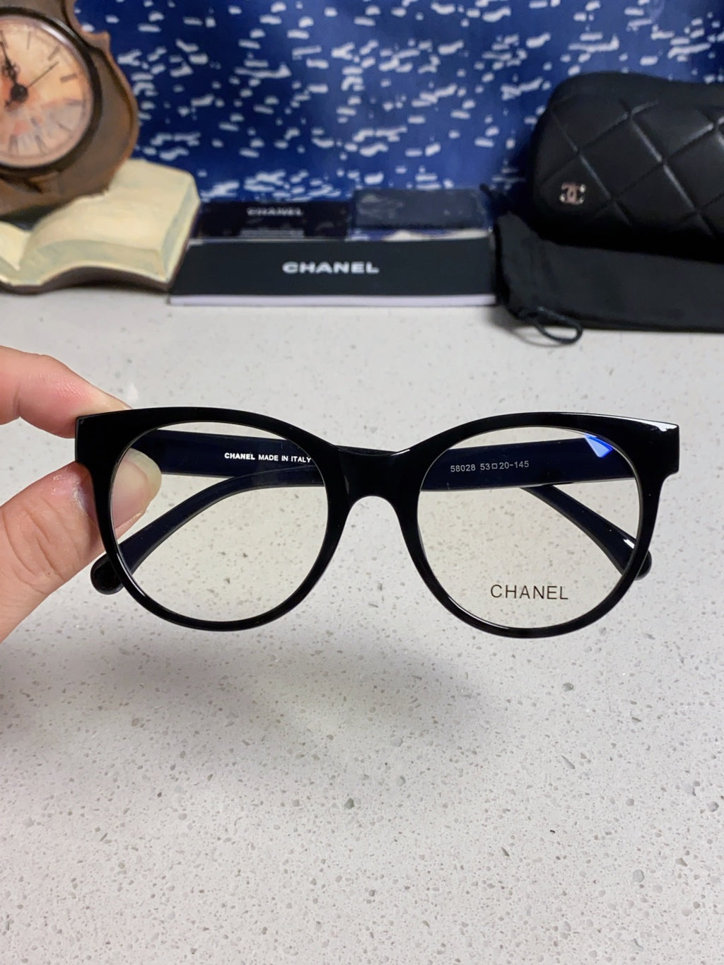 Chanel Fashion Silver Lens Sunglasses for Women - 415187 - detail image 4