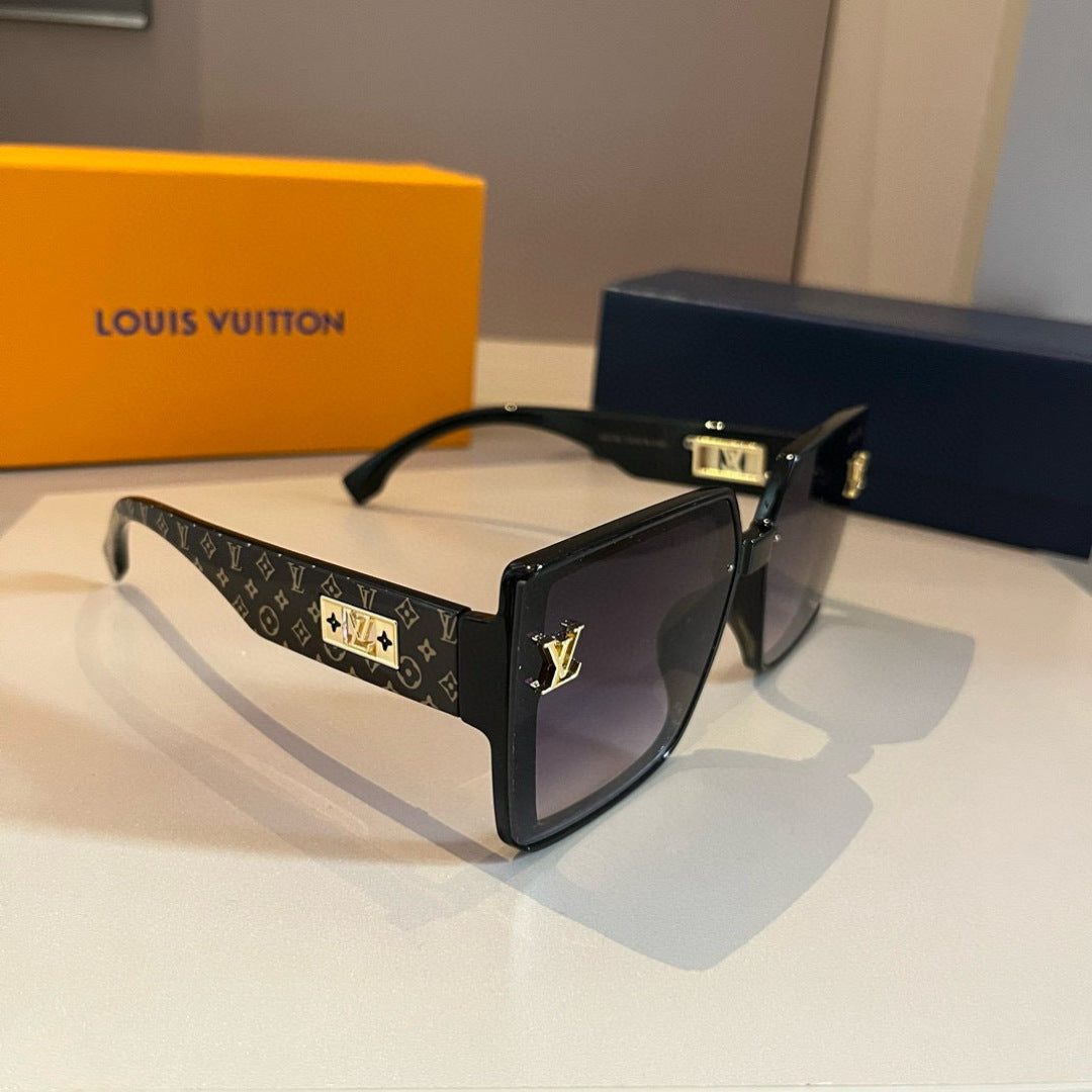 Louis Vuitton Fashion Gold Lens Sunglasses for Men & Women - 866877