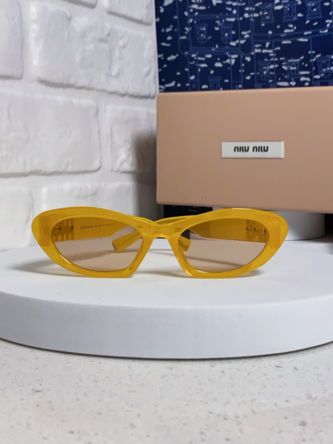 Miu Miu Cat-Eye Orange Lens Sunglasses for Men & Women - 358708 - detail image 2