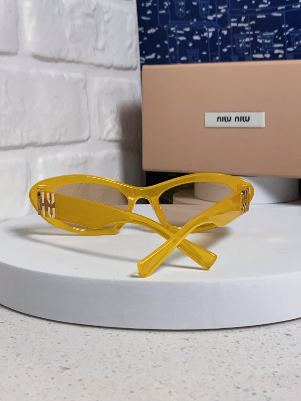 Miu Miu Cat-Eye Orange Lens Sunglasses for Men & Women - 358708 - detail image 3