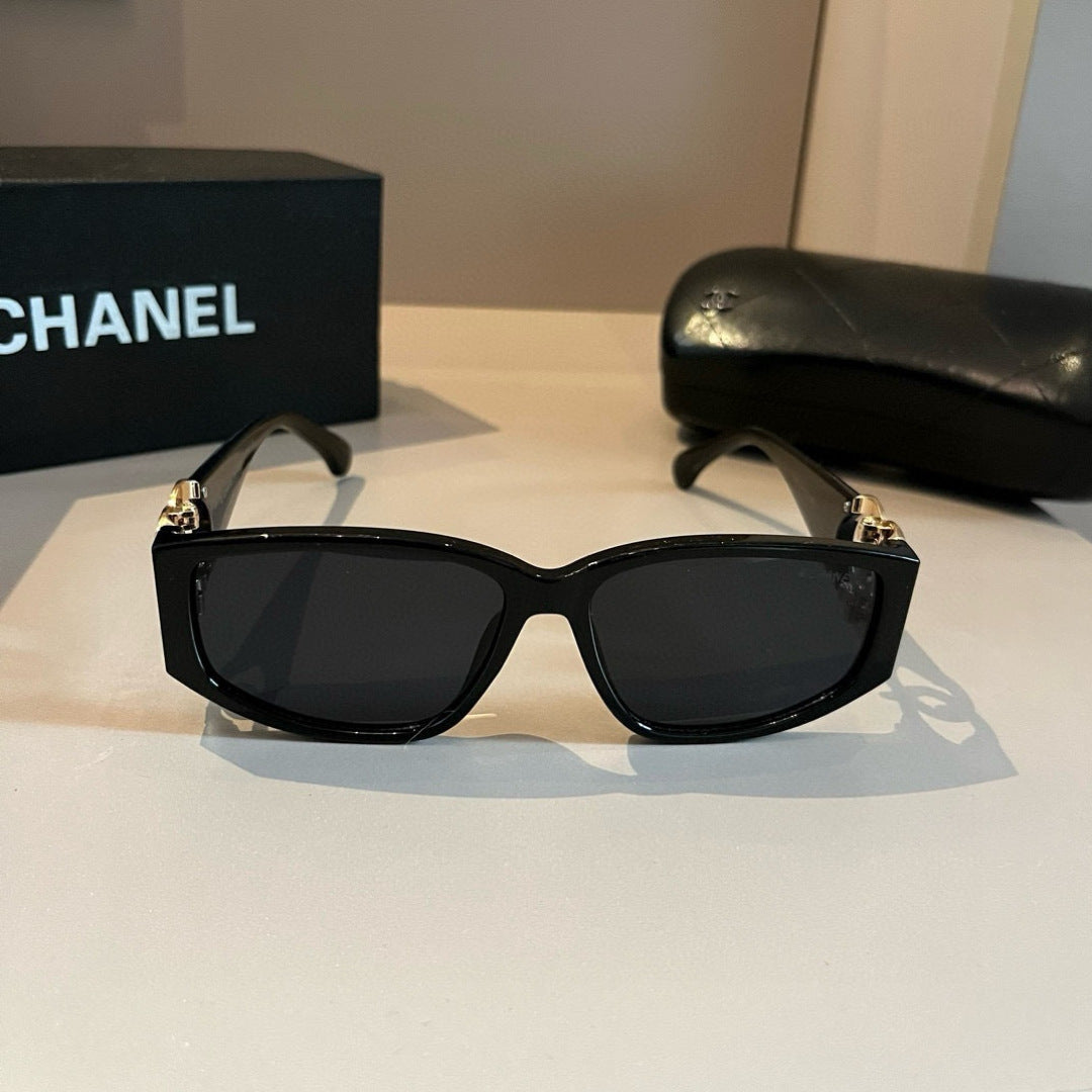 Chanel Fashion Gold Lens Sunglasses for Men & Women - 371793 - detail image 2