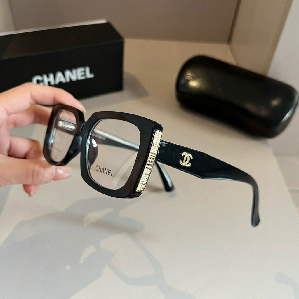 Chanel Oversized Silver Lens Sunglasses for Men & Women - 867016 - detail image 3