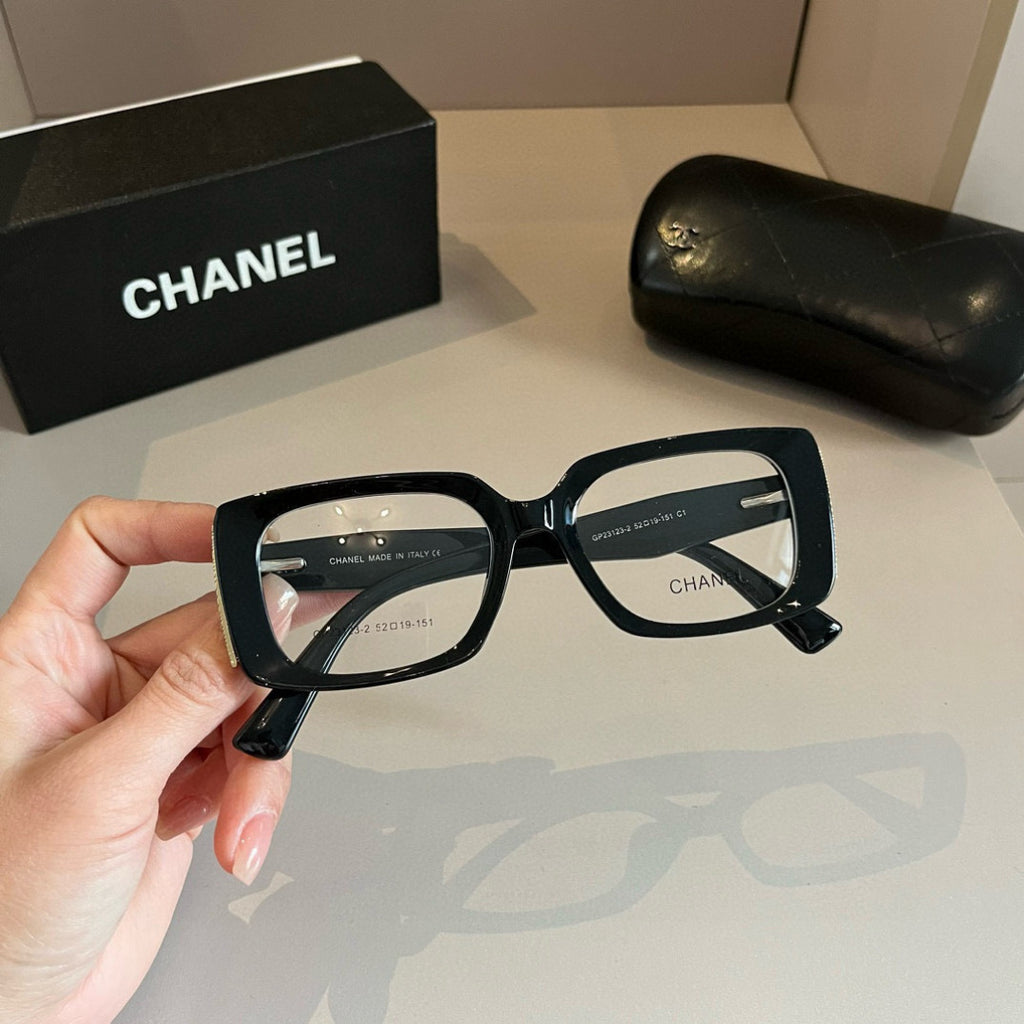Chanel Oversized Silver Lens Sunglasses for Men & Women - 867016 - detail image 4