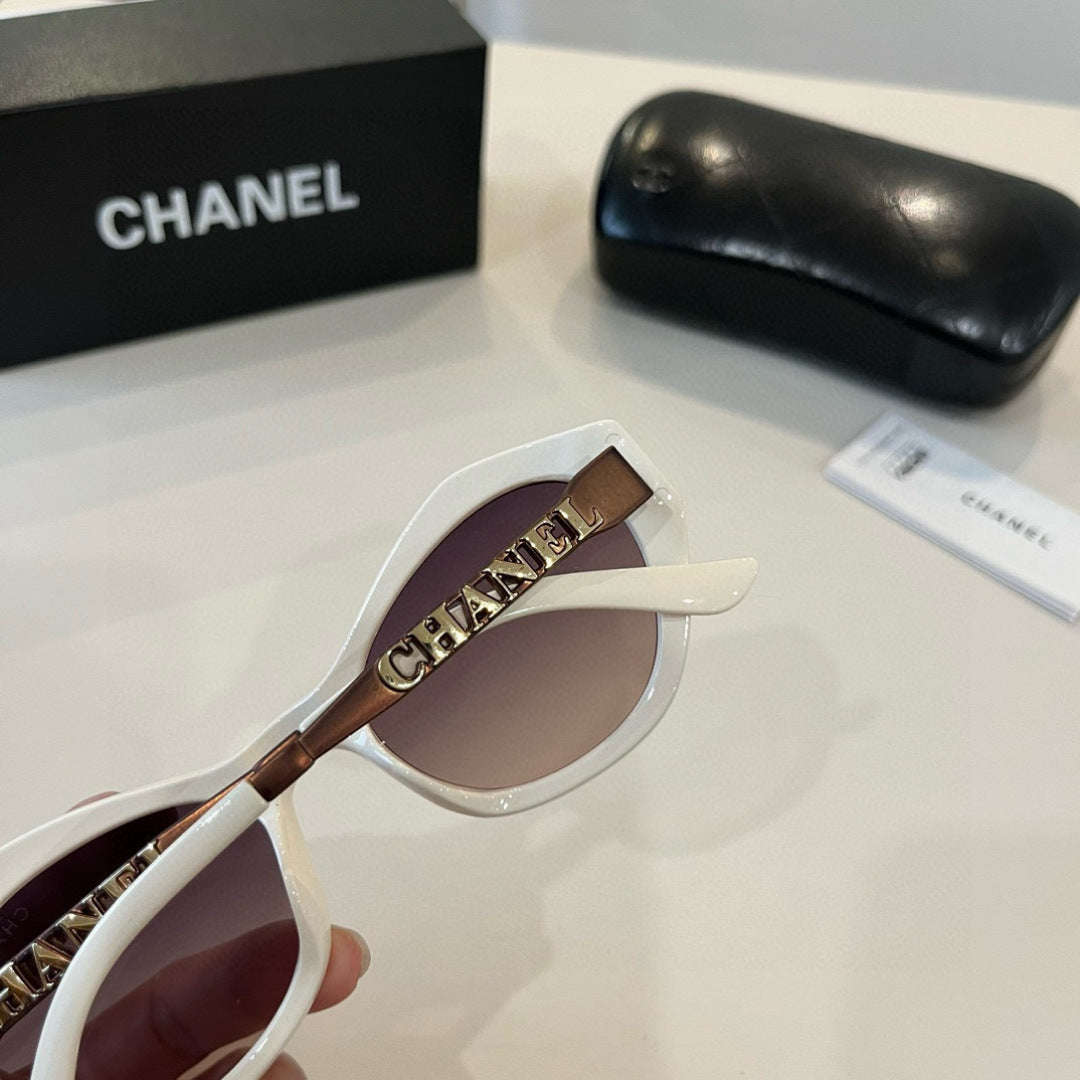Chanel Fashion Red Lens Sunglasses for Men & Women - 867018 - detail image 7