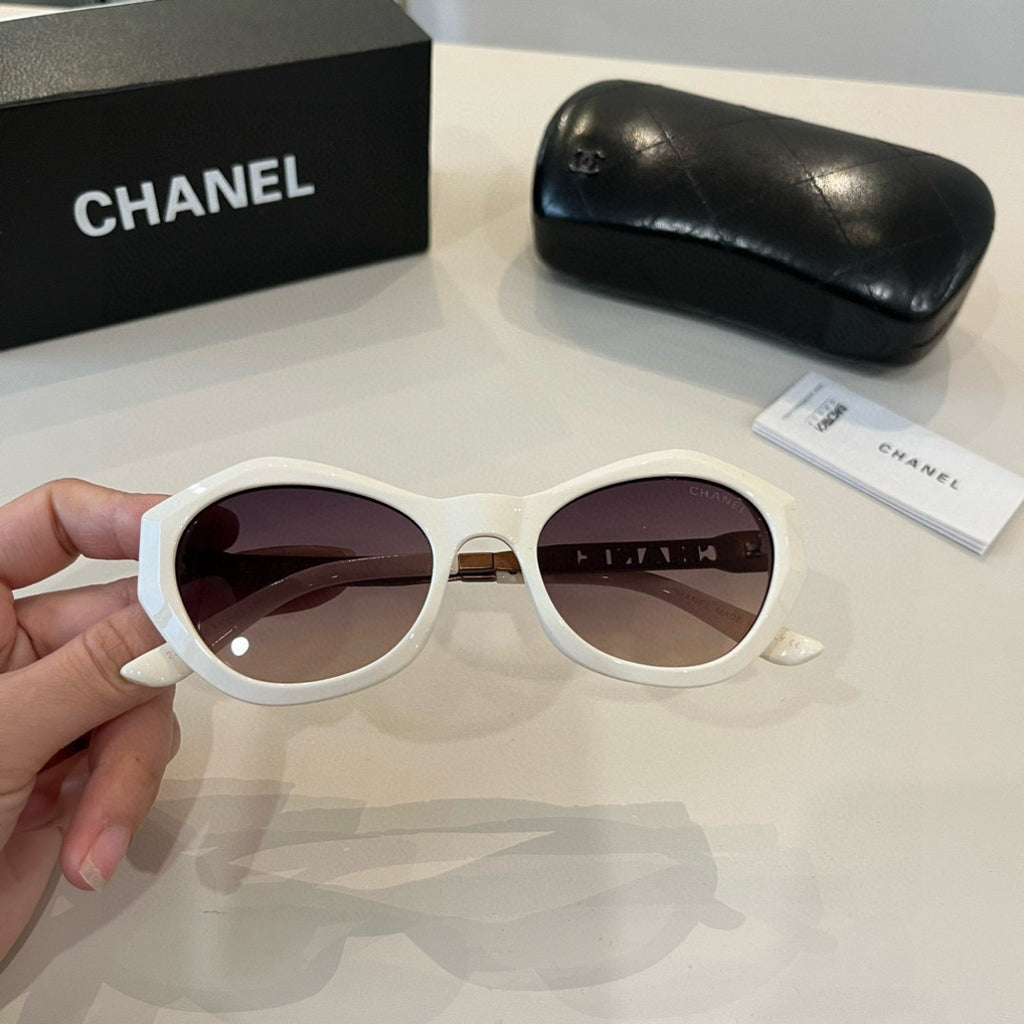 Chanel Fashion Red Lens Sunglasses for Men & Women - 867018 - detail image 6