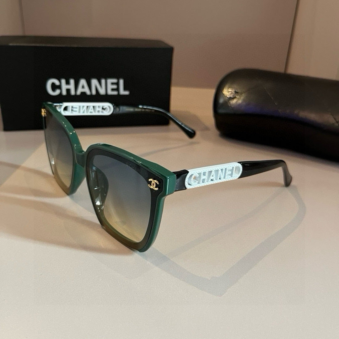 Chanel Fashion Gold Lens Sunglasses for Men & Women - 382246 - detail image 3