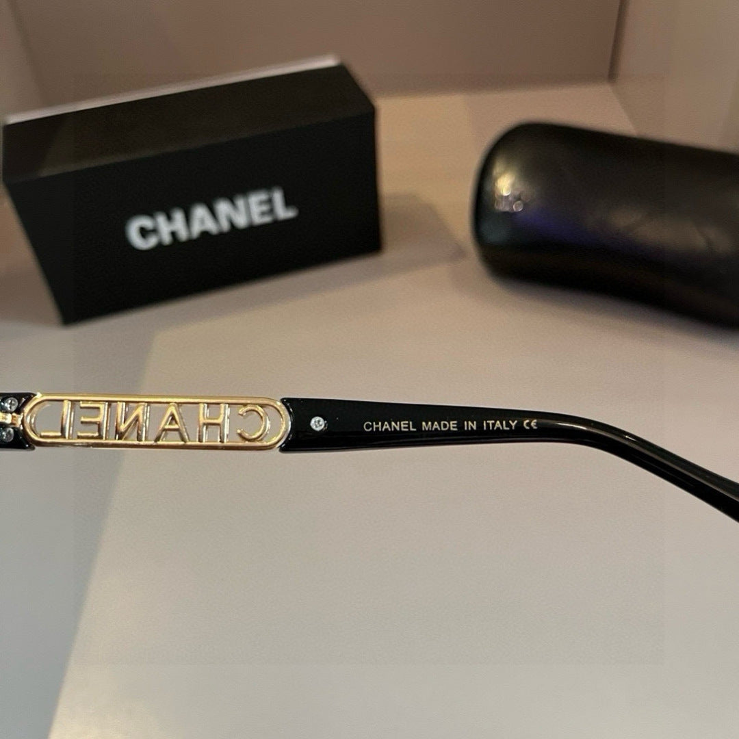Chanel Fashion Gold Lens Sunglasses for Men & Women - 382223 - detail image 3