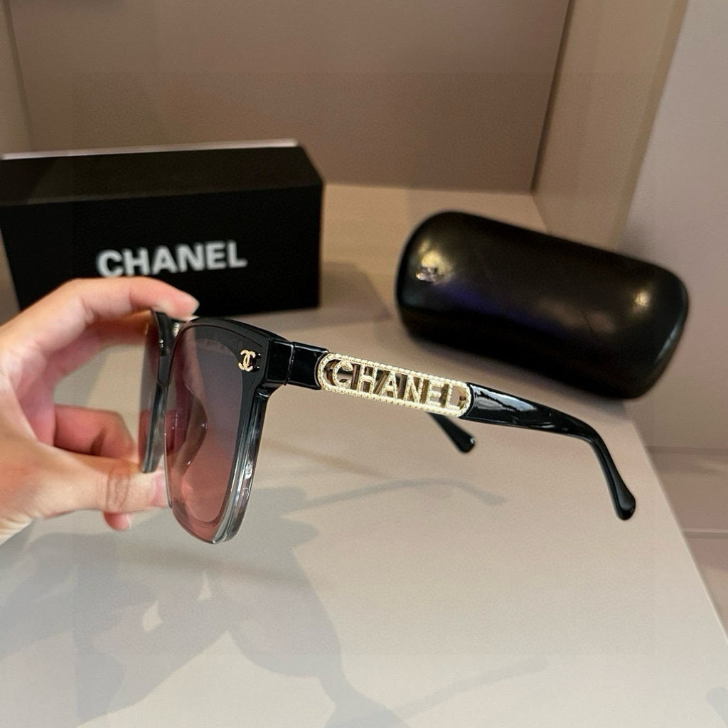 Chanel Fashion Gold Lens Sunglasses for Men & Women - 382223 - detail image 2