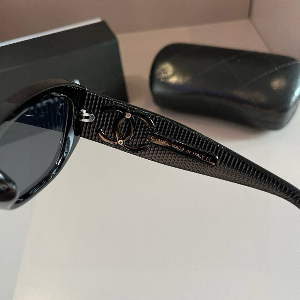 Chanel Oversized Silver Lens Sunglasses for Men & Women - 867026 - detail image 6