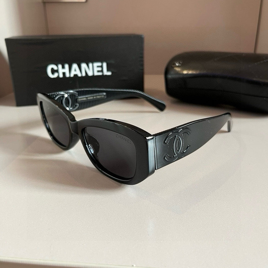 Chanel Oversized Silver Lens Sunglasses for Men & Women - 867026 - detail image 8